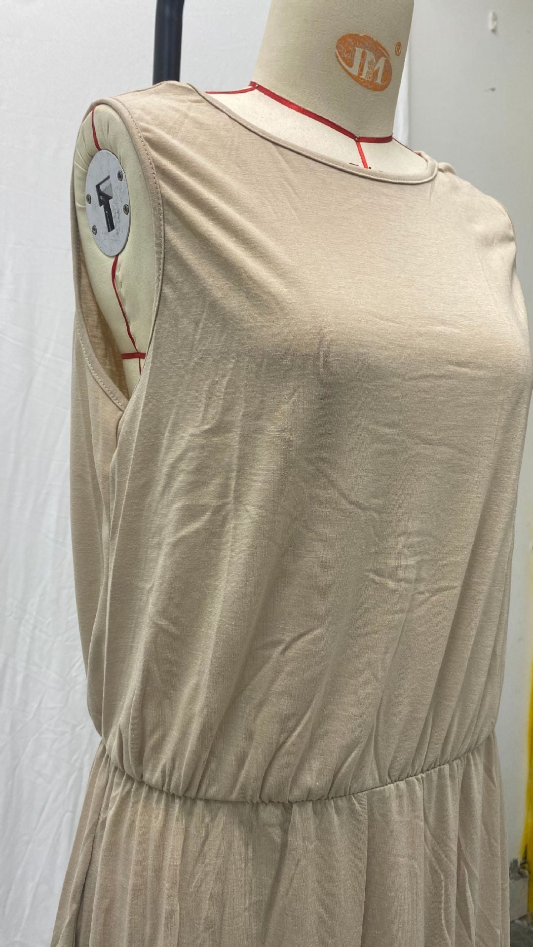 Summer Women's Trendy Retro Round Neck Sleeveless Slit Solid Color Casual Dress 16