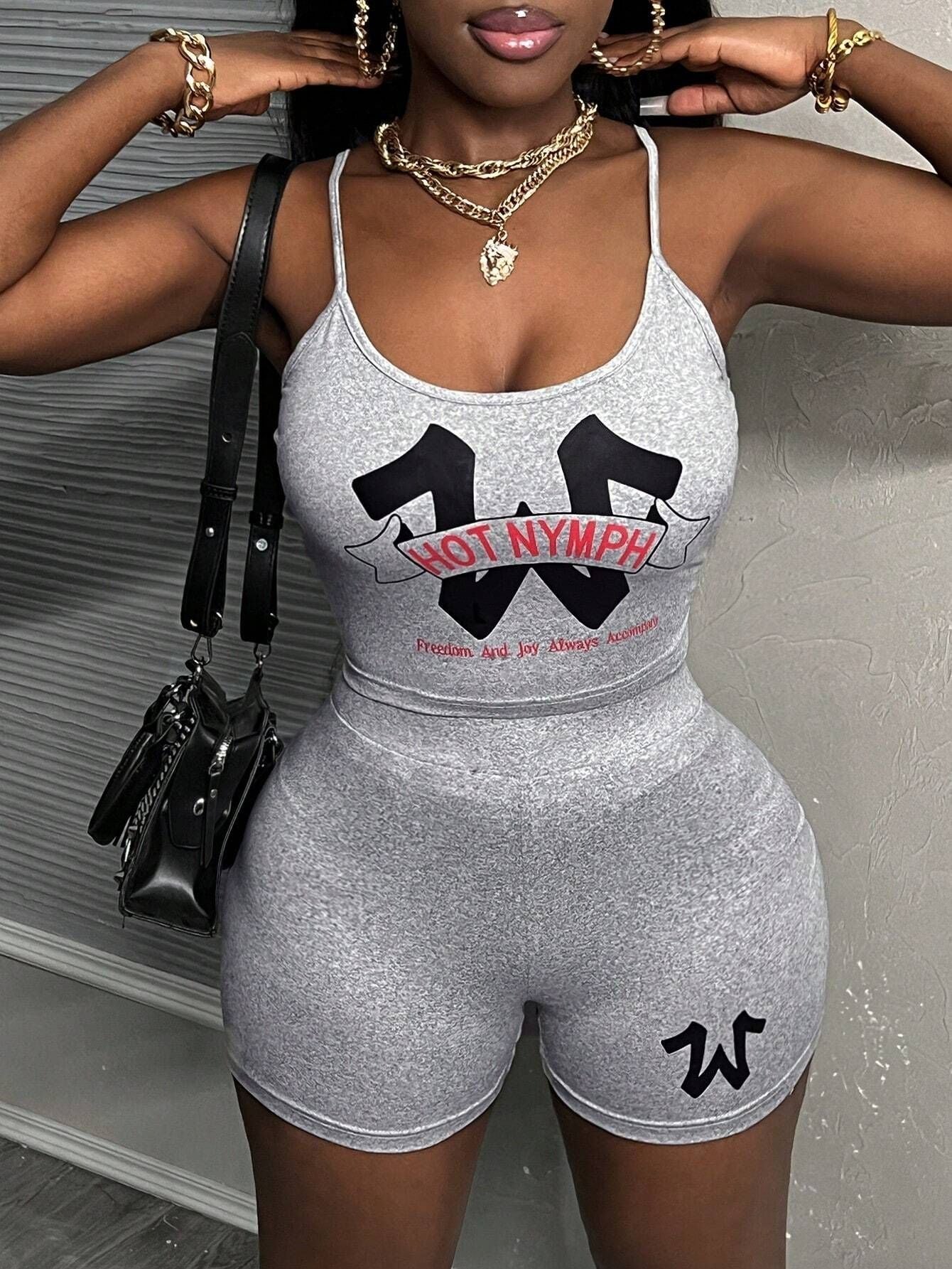 Summer trendy women's Printed Strap two piece shorts set 6