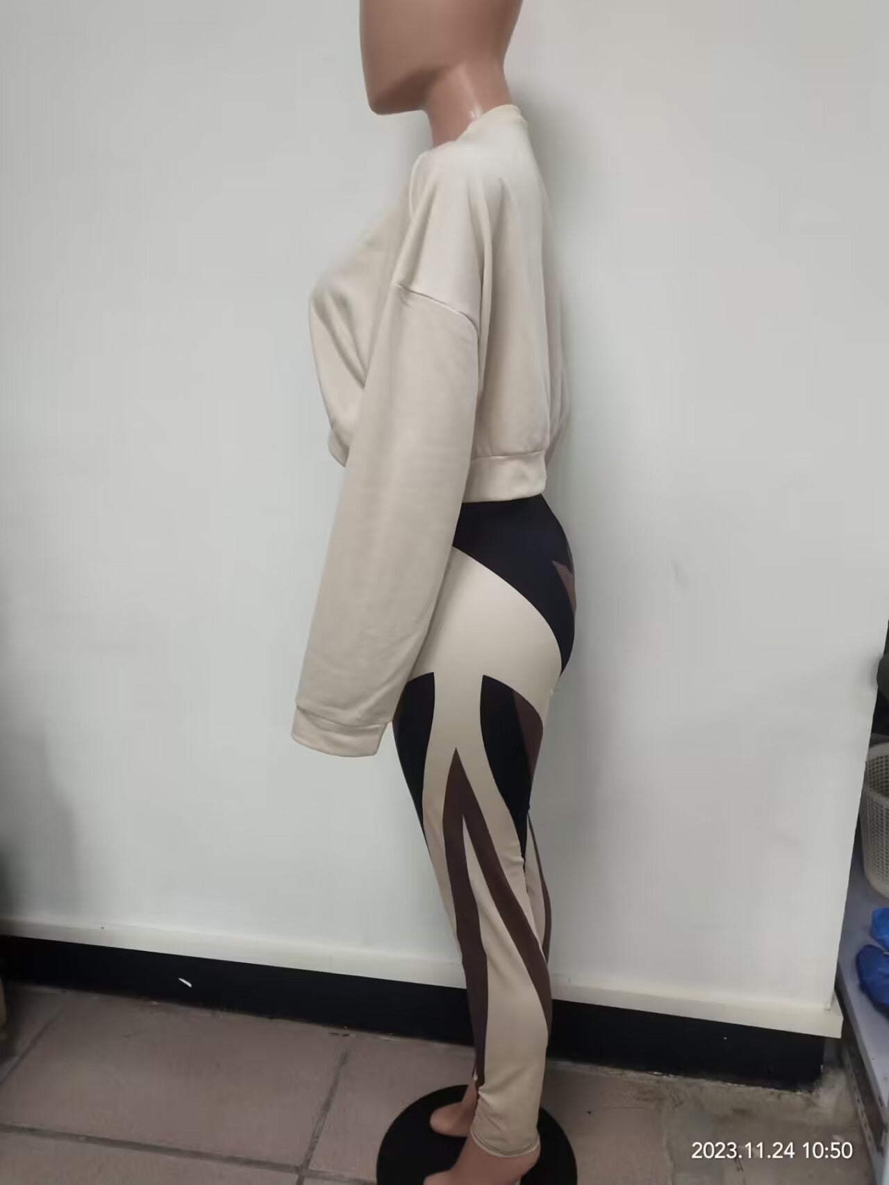 Fashionable And Sexy Long Sleeve T-Shirt Pants Two Piece Set 5