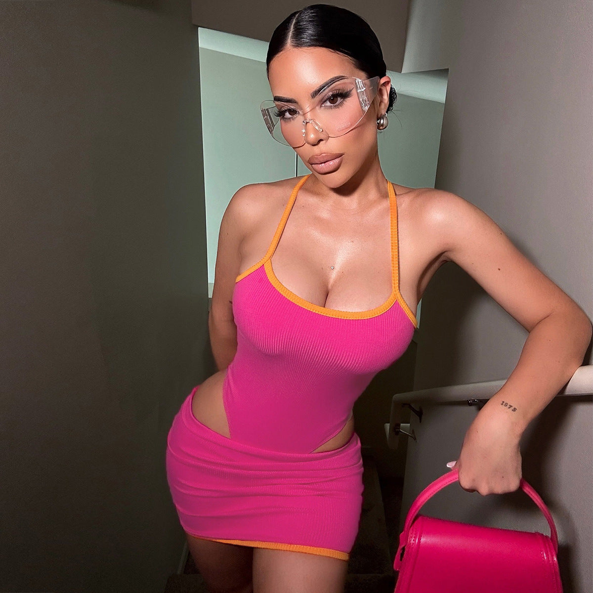 Autumn Slim Contrast Low Back Bodysuit Skirt Two Piece Set 3