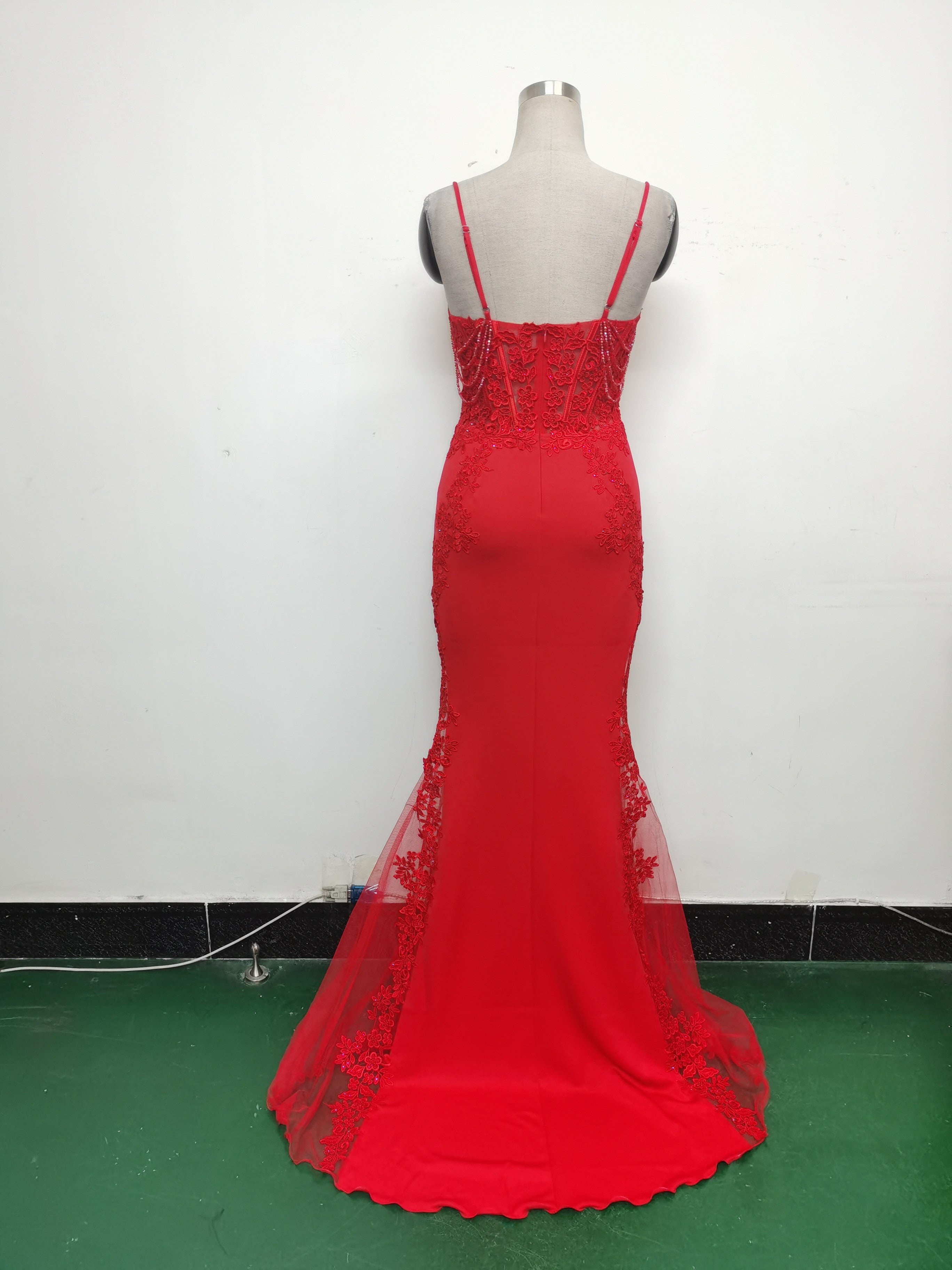 Sexy Strap Rhinestone Chain Fishbone Lace Evening Dress 36