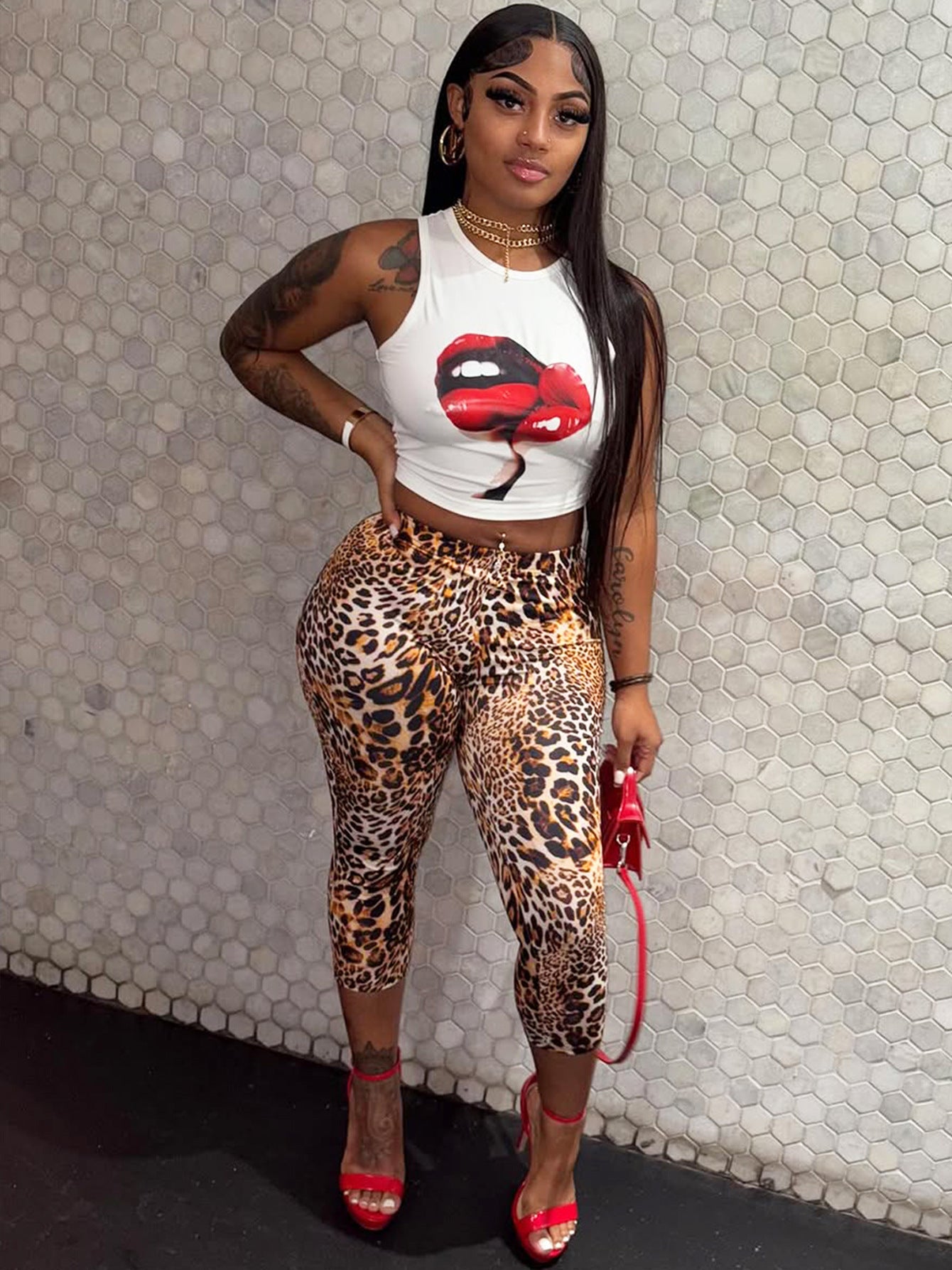 Women's Knee-Length Shorts Summer Slim Sports Yoga Pants