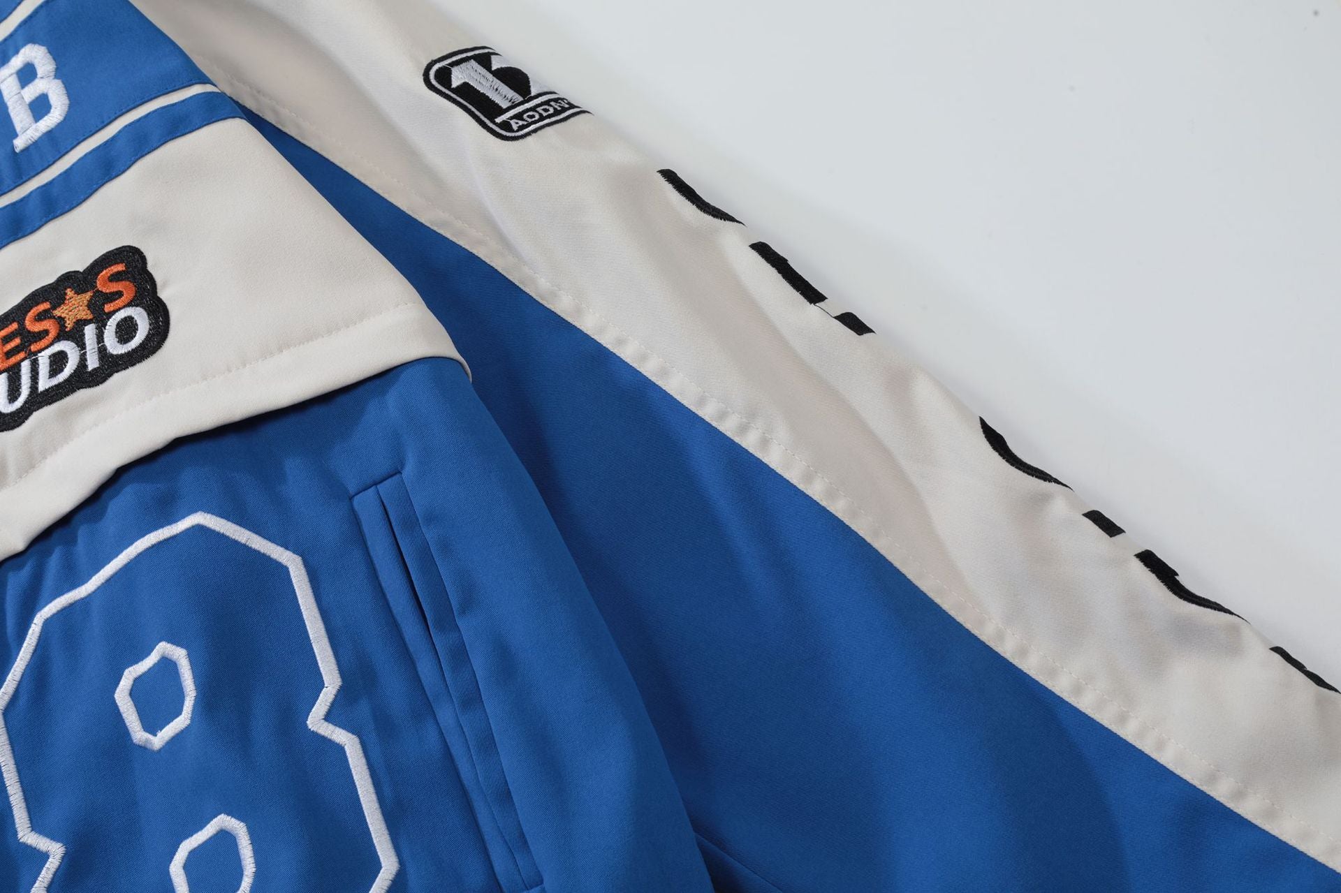 Men's detachable embroidered jacket 34