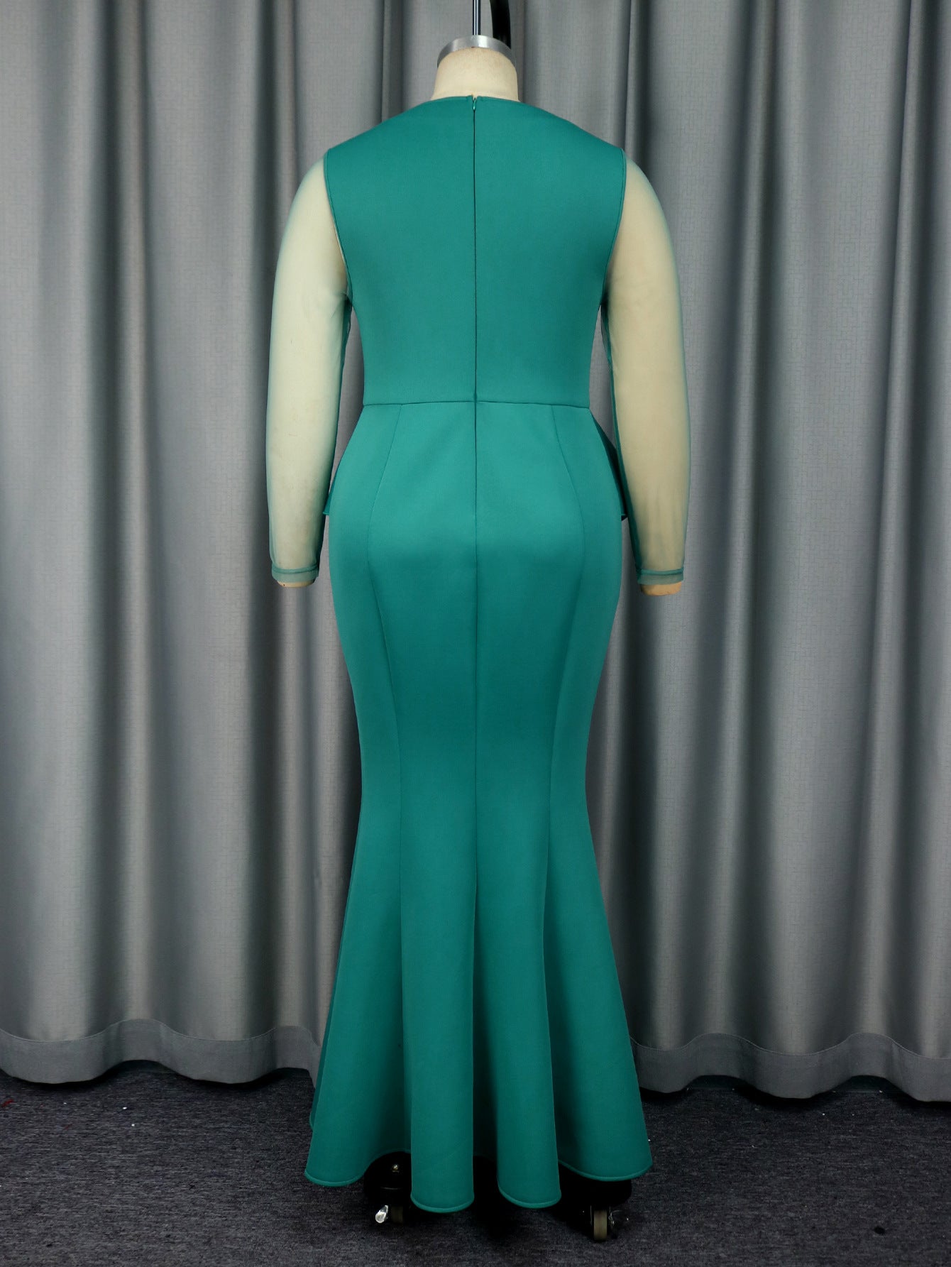 Plus Size Elegant Mesh Ruffle Fishtail Slim Waist Party Dress 4