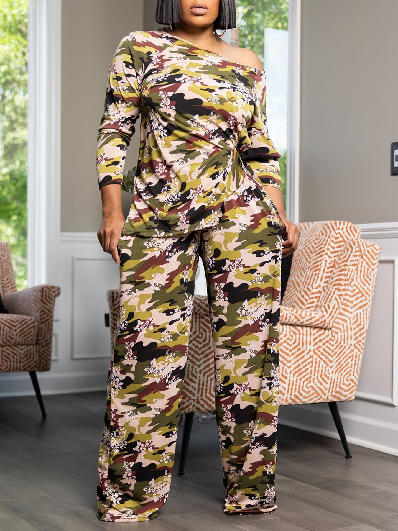 Women Style Sexy One-Shoulder Printed Long Sleeve Top and Pant Two-Piece Set