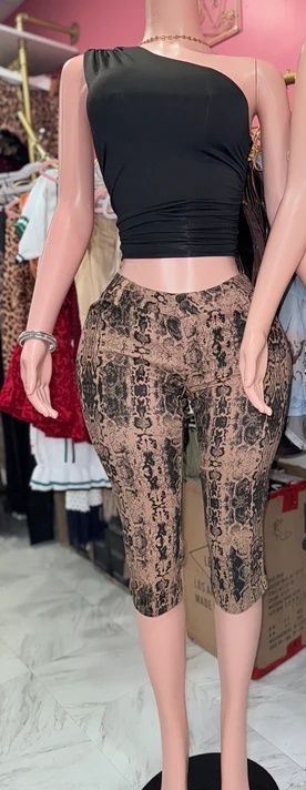 Women Leopard Print Pants 10