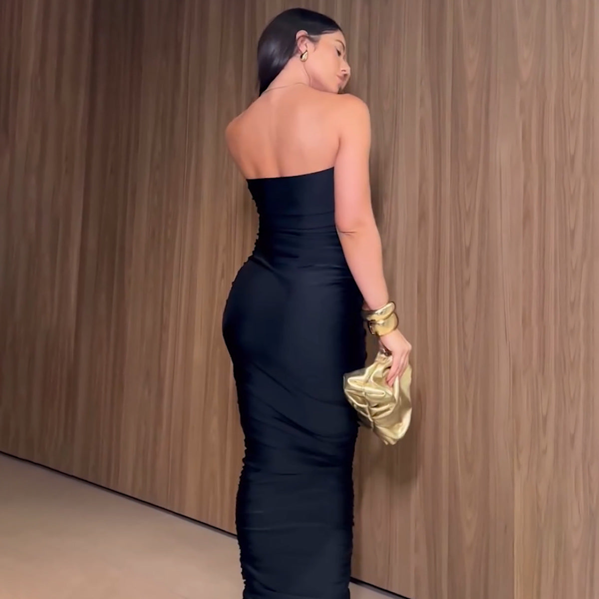 Women's Autumn Winter Fashion Sexy V-Neck Strapless Slim Pleated Solid Color Dress 4