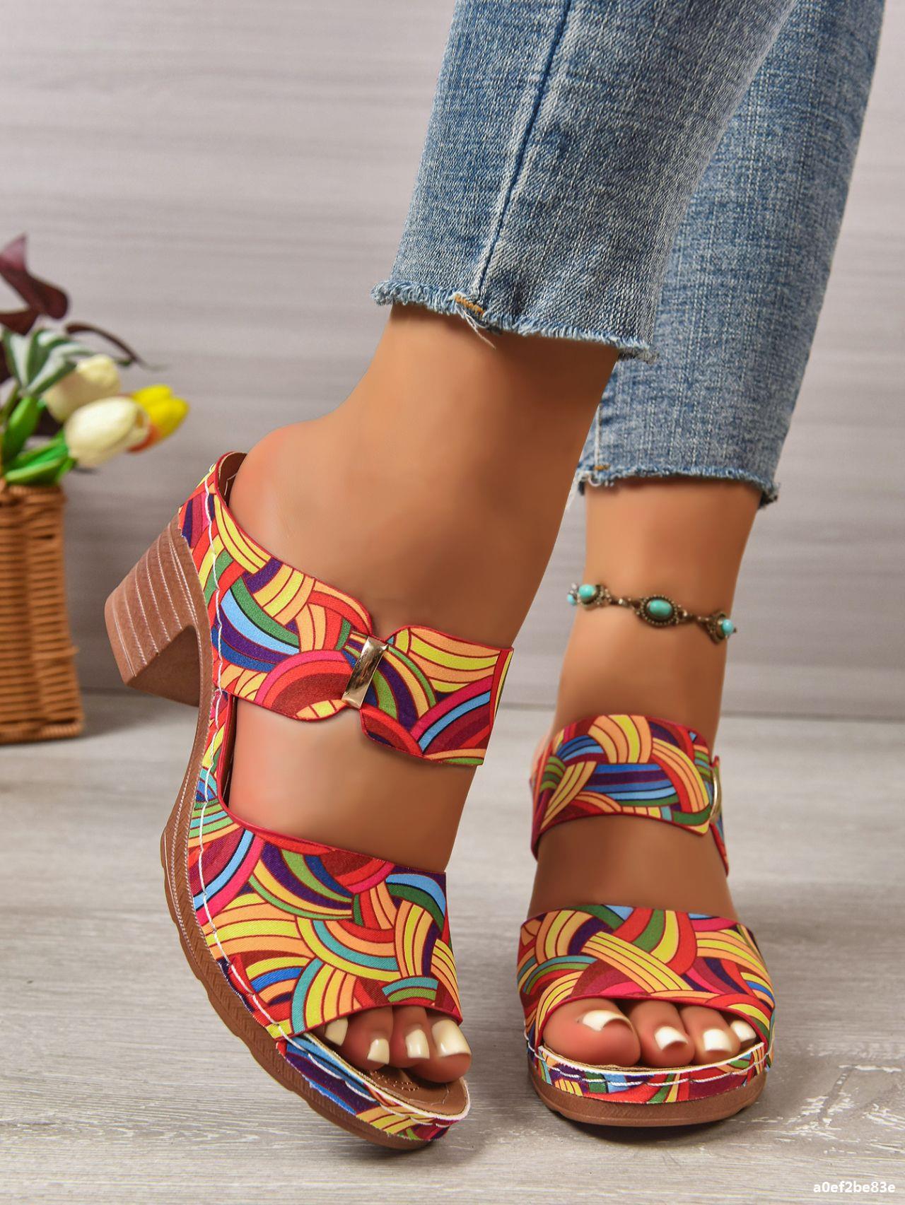 Plus Size Women Graffiti Buckled Lightweight Block Heel Sandals 3