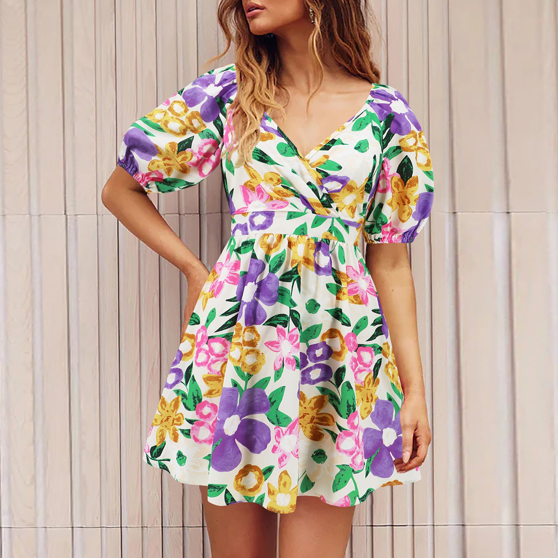 Women's Summer Printed V-Neck Lantern Sleeve Short Dress 5