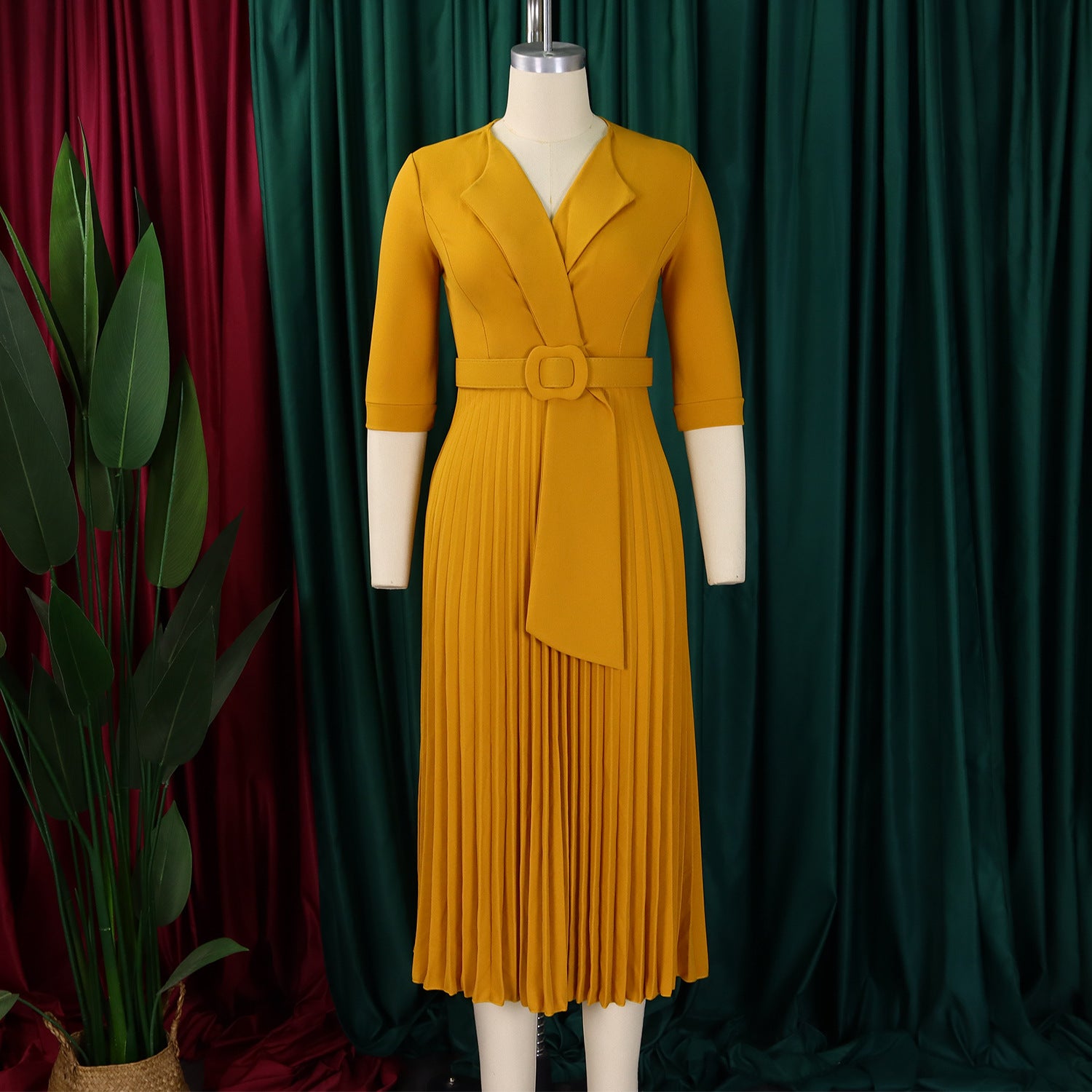 African Women Turndown Collar Lace-Up Pleated Dress 23