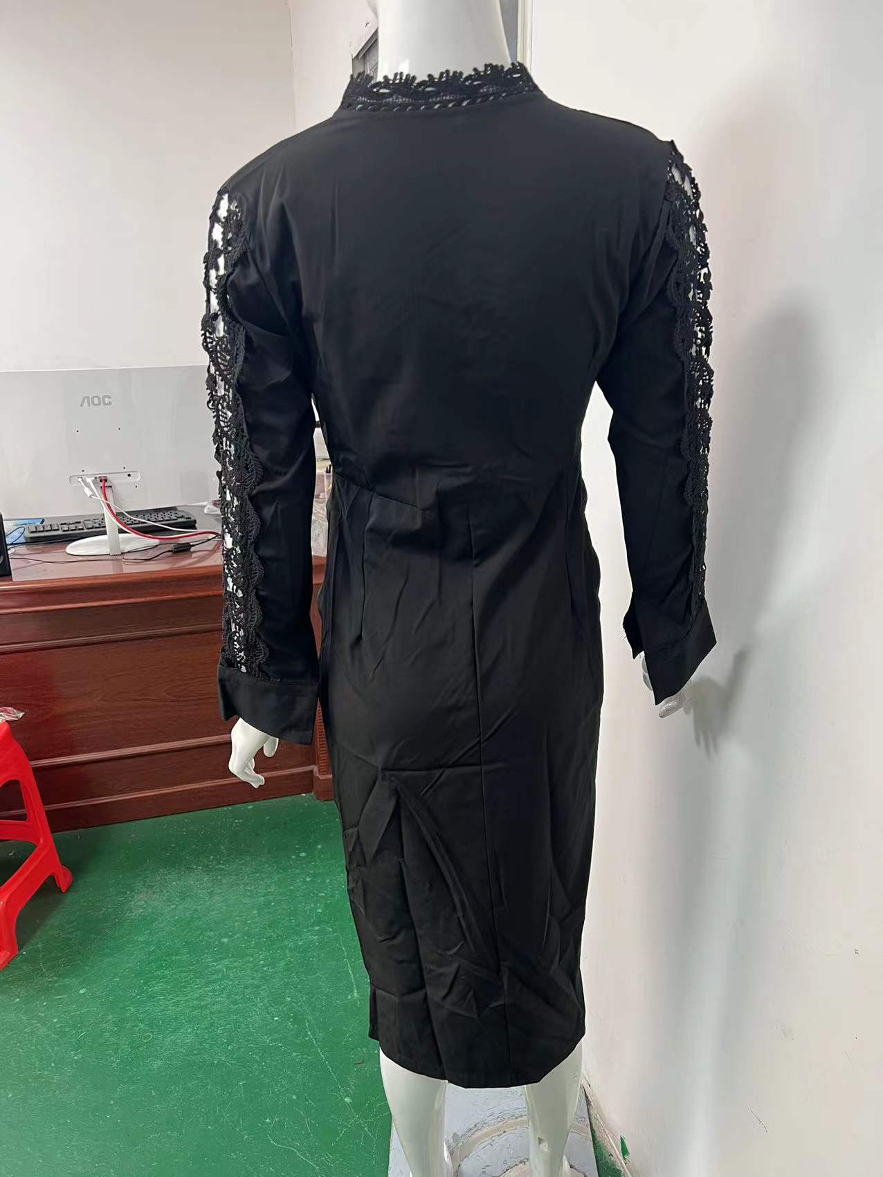 Fall Sexy Black Lace V Neck Collar Long Sleeve Midi Dress 4