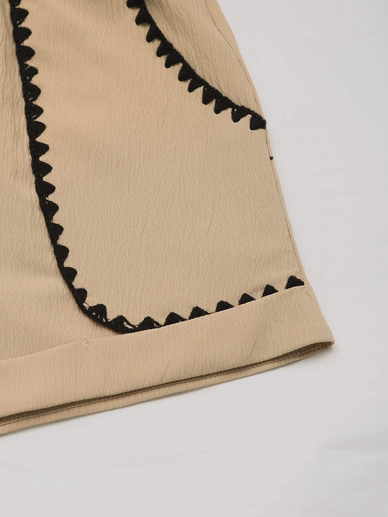 Women summer pocket lace casual contrast trim shorts 7