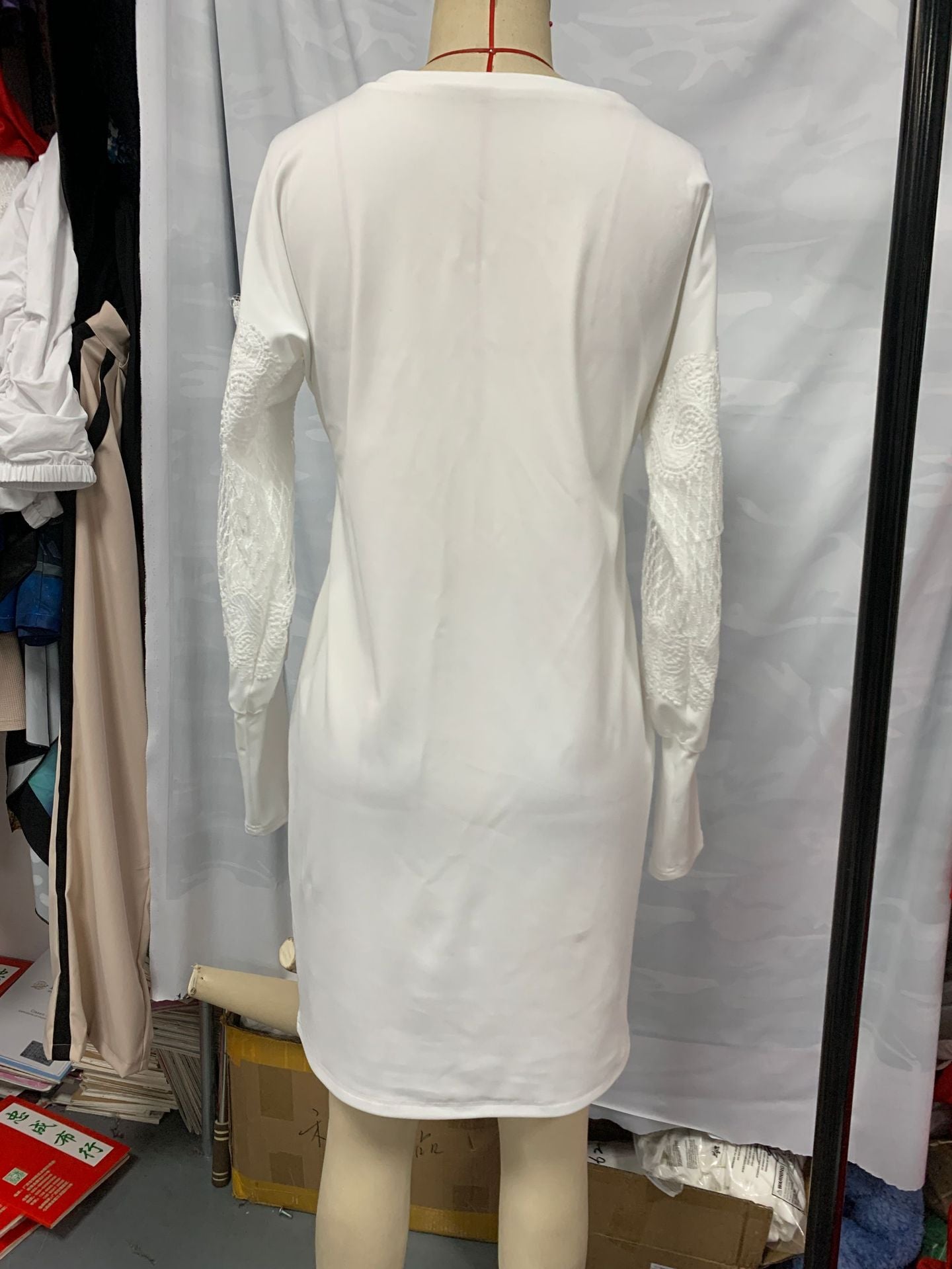 Women long sleeve lace Patchwork V-neck dress 5