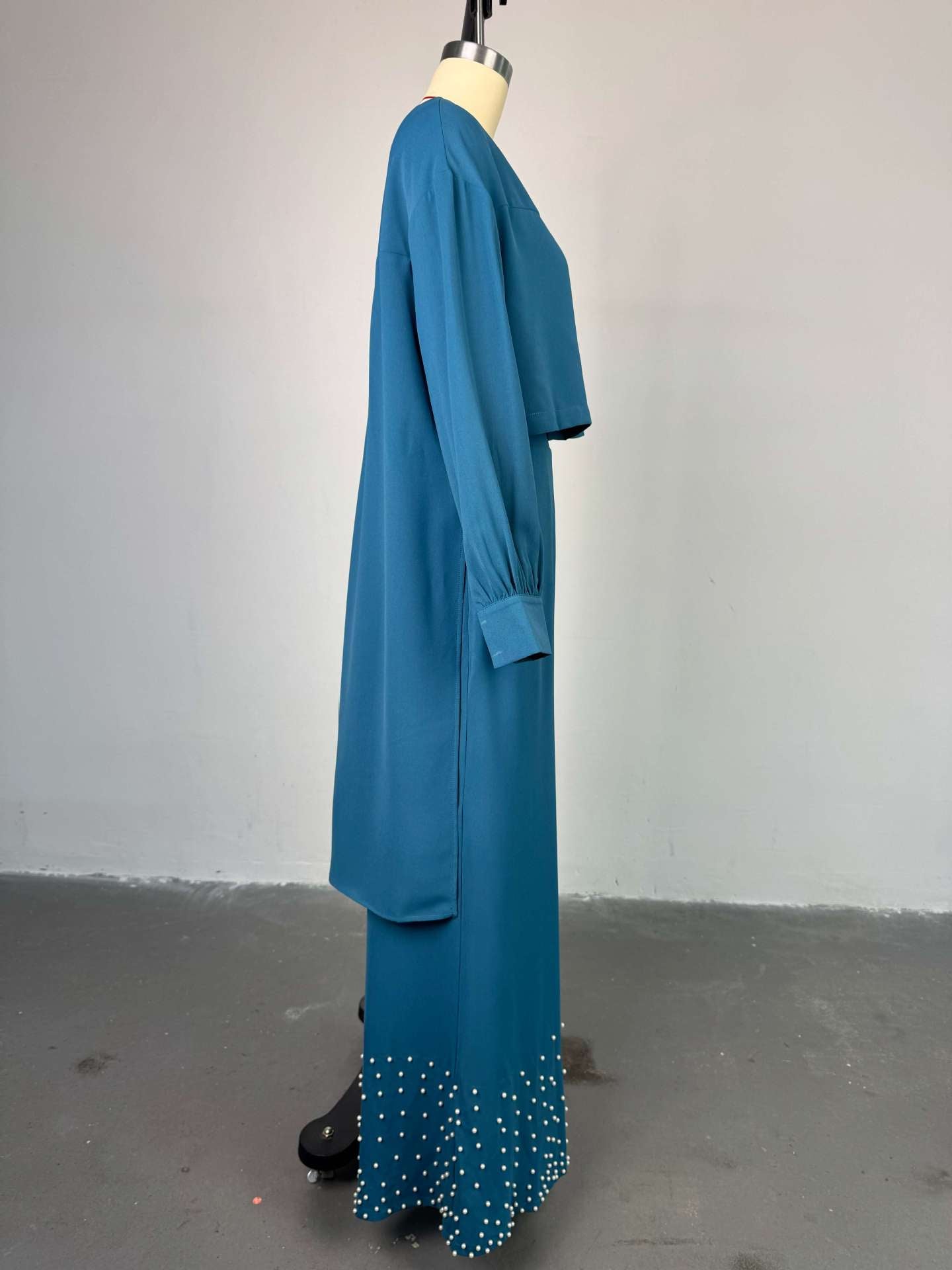 Women Spring Summer Round Neck Irregular Lantern Sleeve Top Beaded Wide Leg Pants Two-Piece Set 5