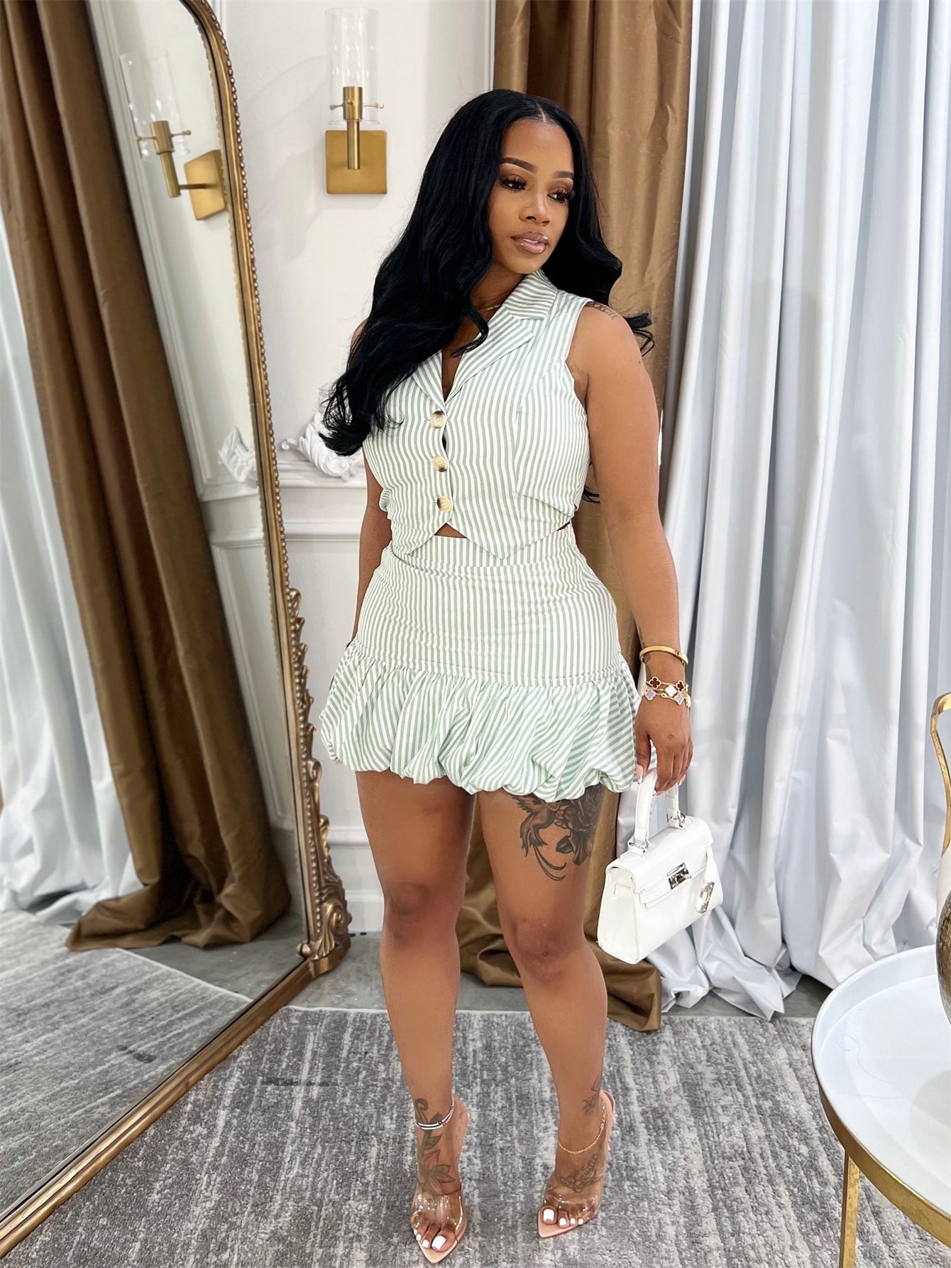 Summer women's v-neck contrast striped single-breasted sleeveless vest 4