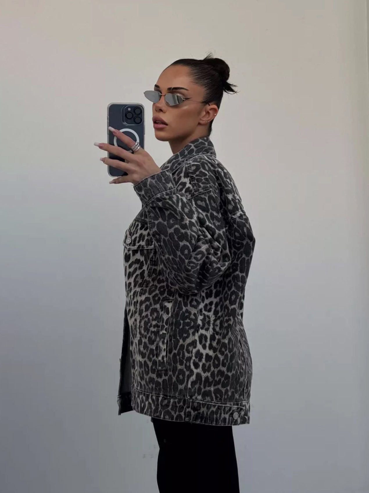 Women Vintage Leopard Print Denim Jacket