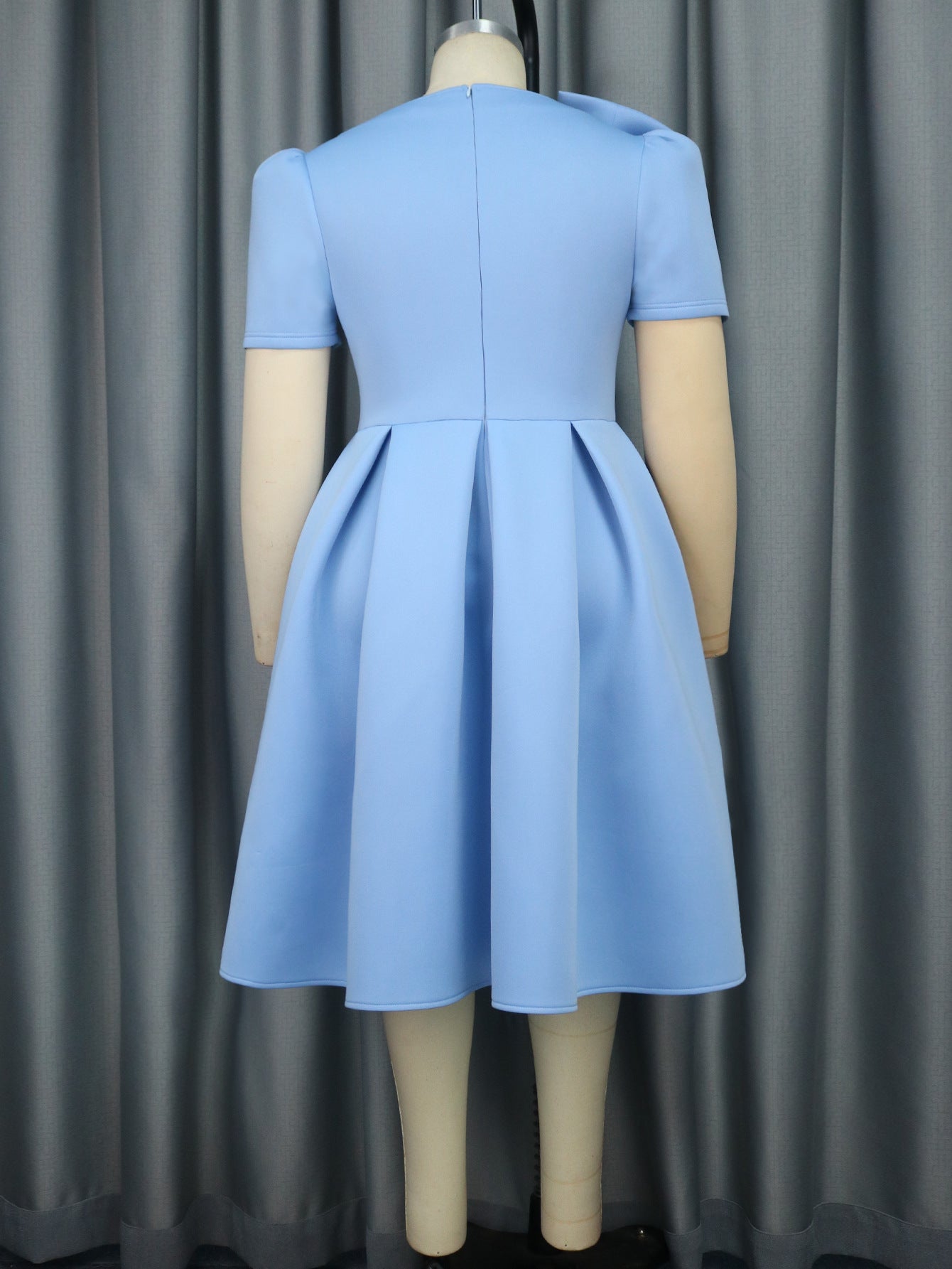 Plus Size Women Slash Shoulder Bow Dress 4