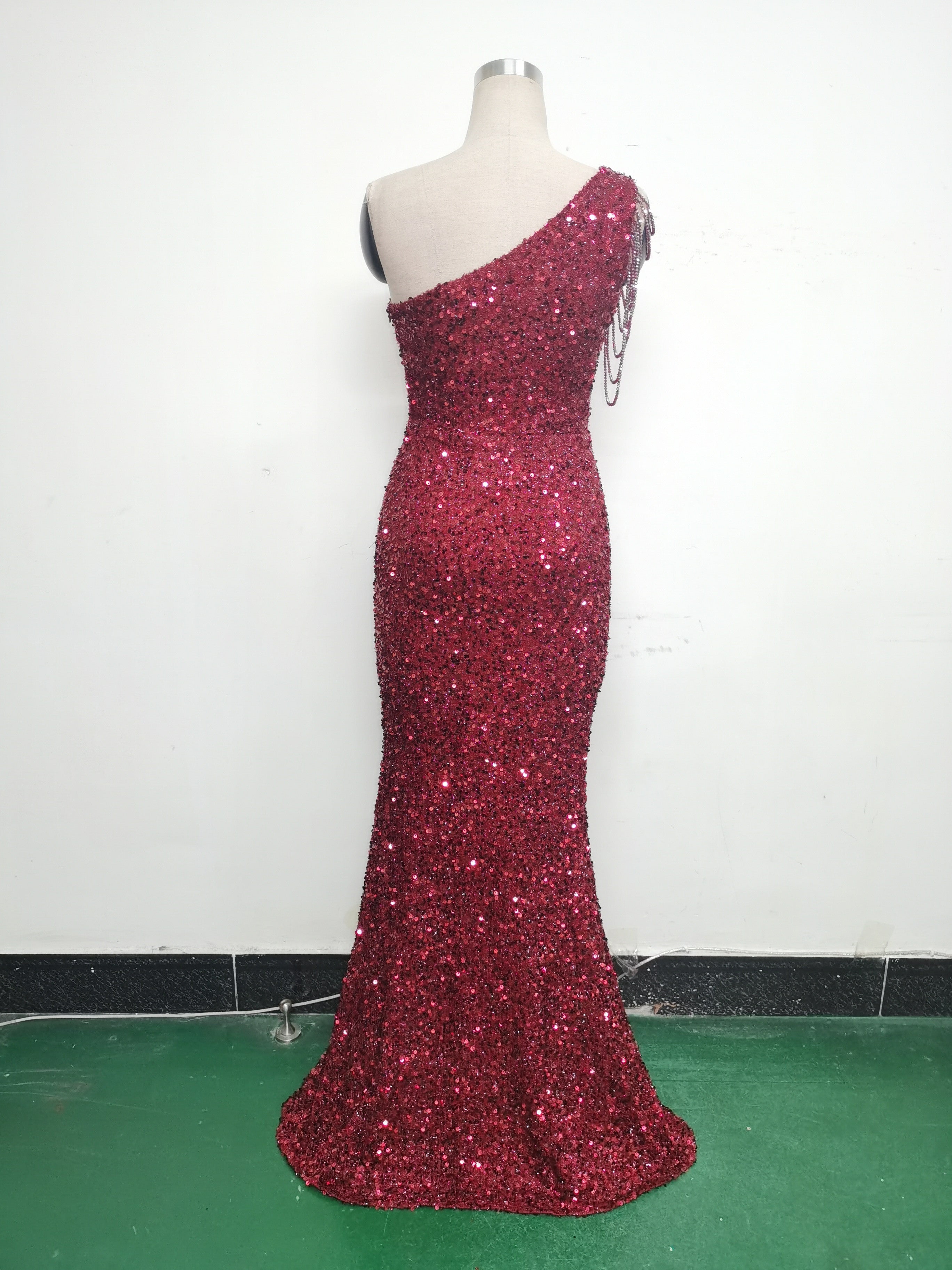 One-Shoulder Sequined Fishtail Evening Dress for Formal Parties 23