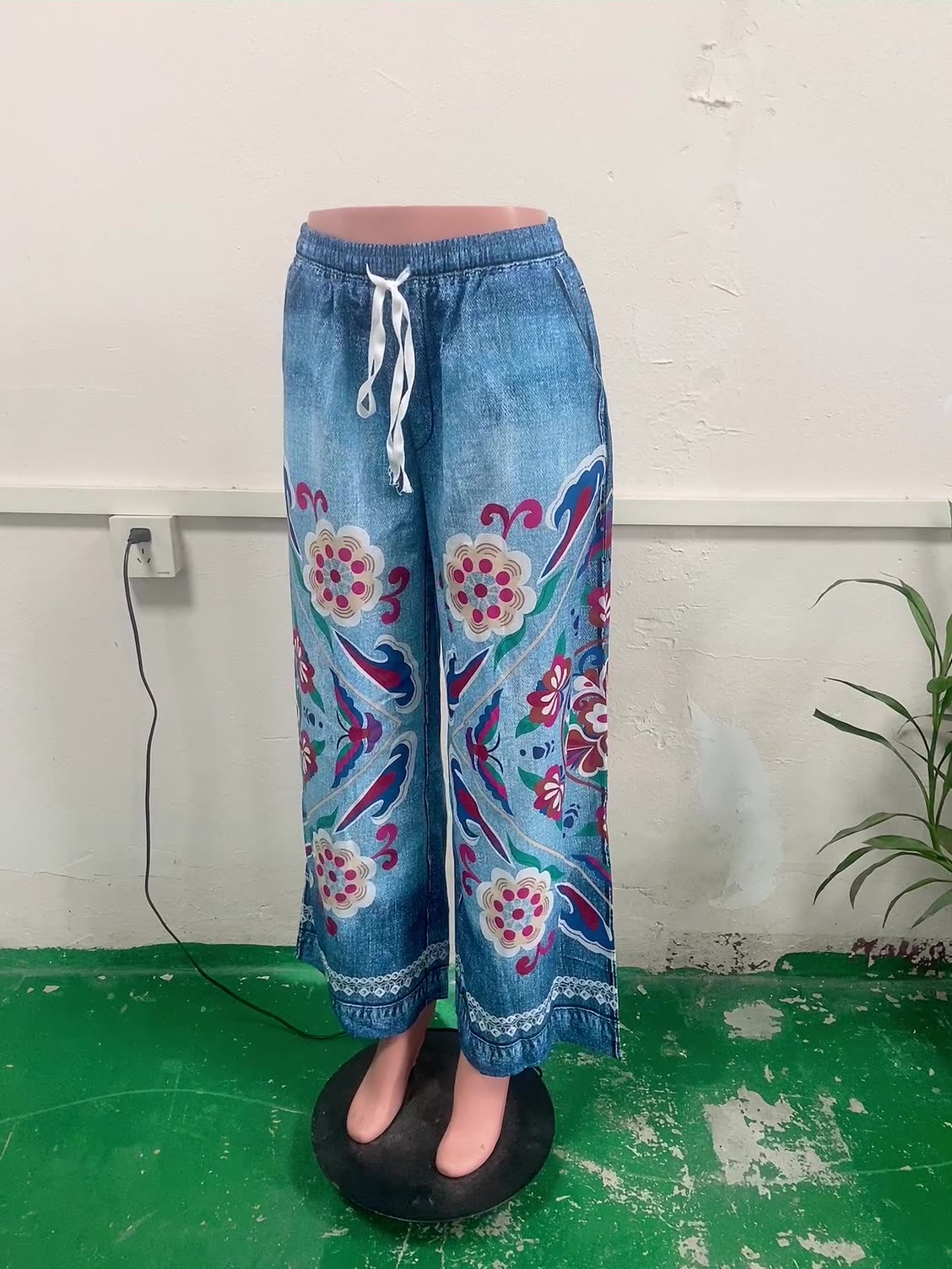 Spring Summer Style Lace Print Pocket Loose Casual Pants For Women 9