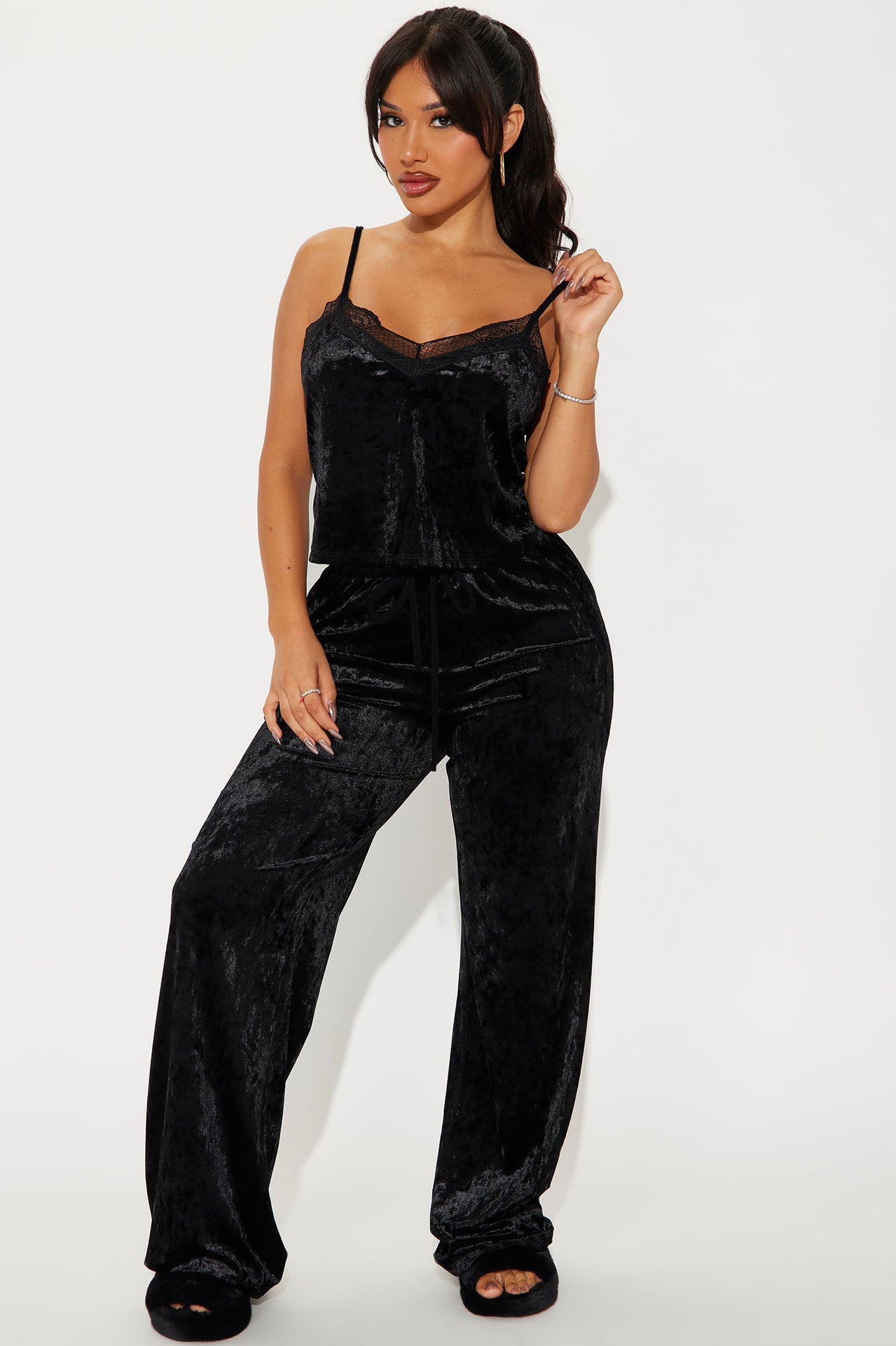 Women's Fashion Sexy Strap Velvet Top Pant Two-Piece Sleepwear 3