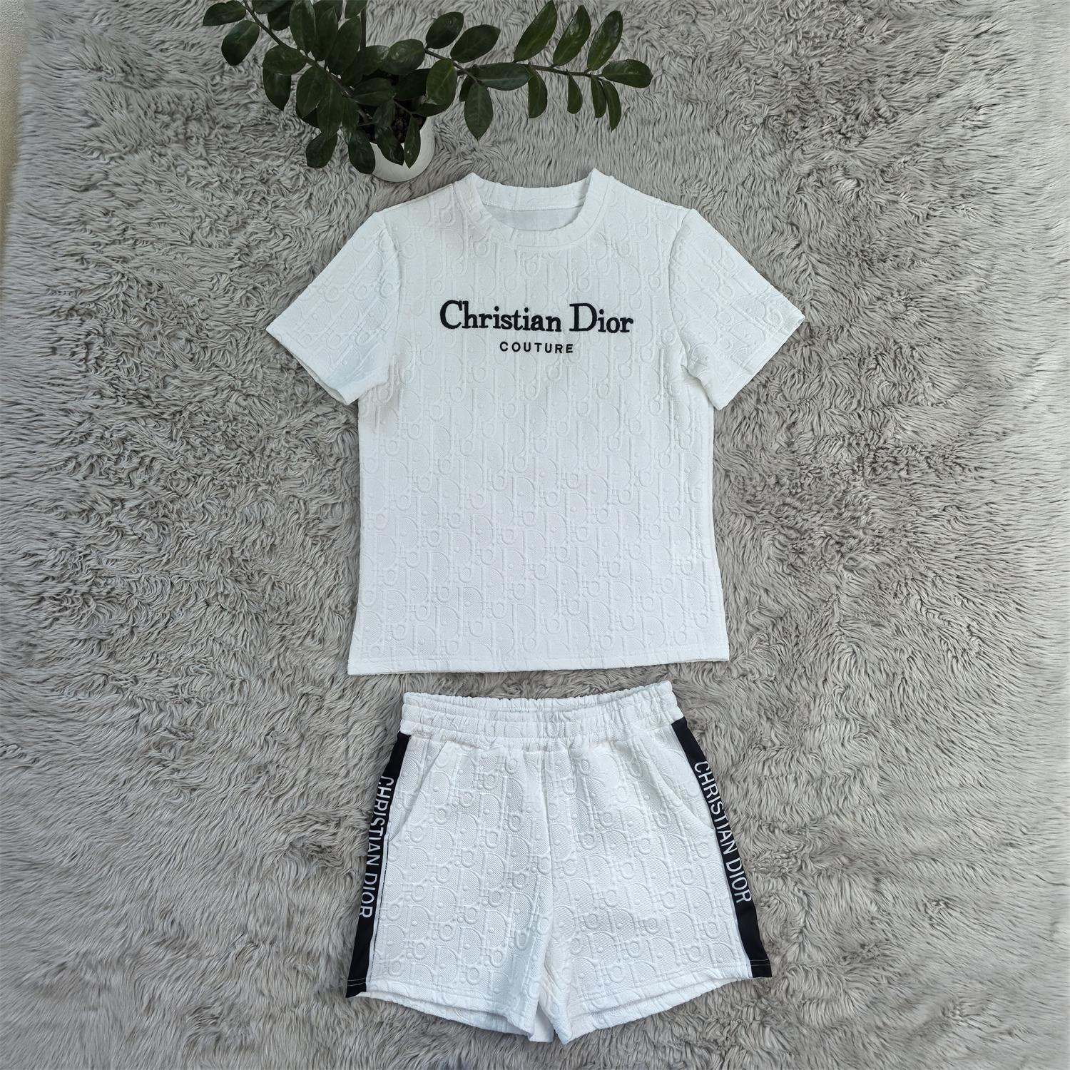 Women Embroidered short-sleeved top and shorts jacquard two-piece set 12