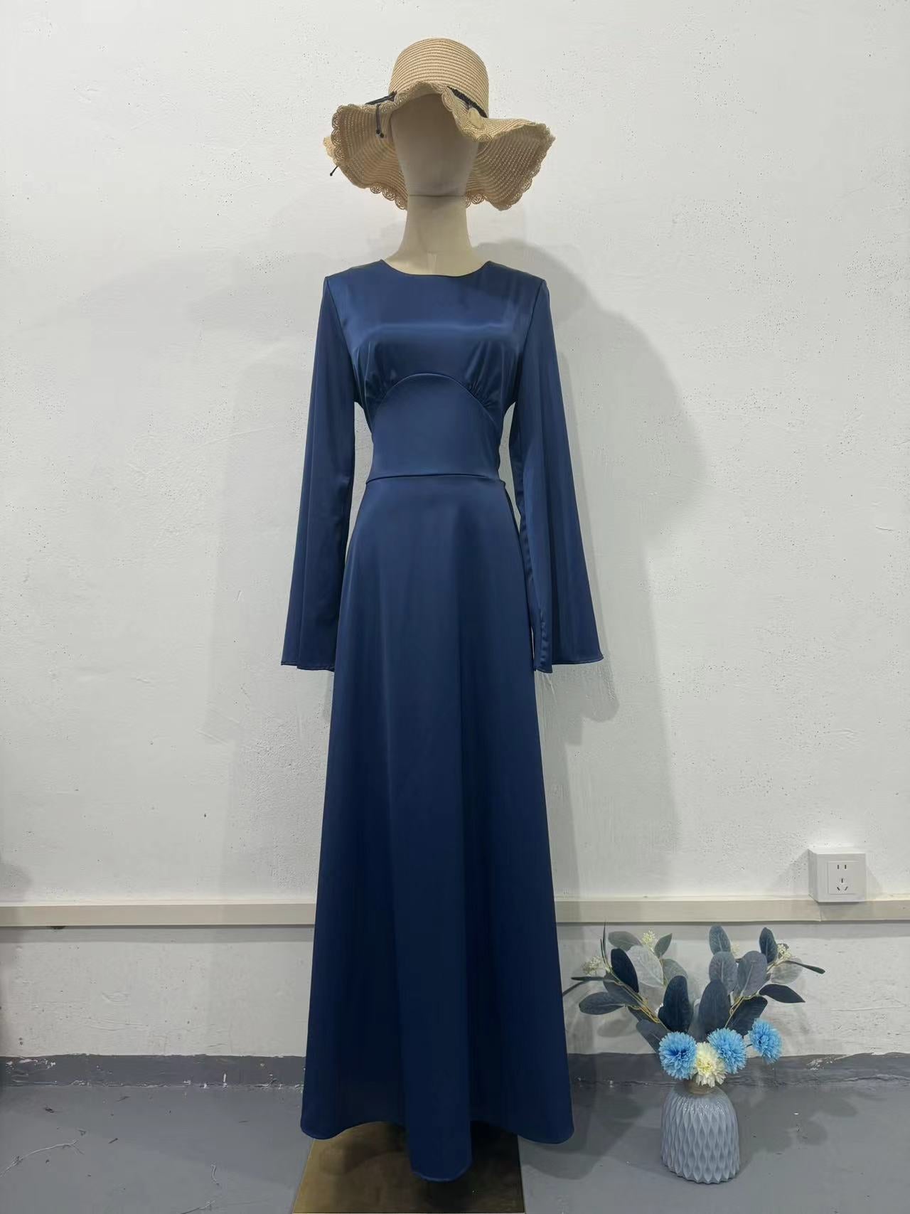 Women Lace-Up Solid Long Sleeve Maxi Dress 14