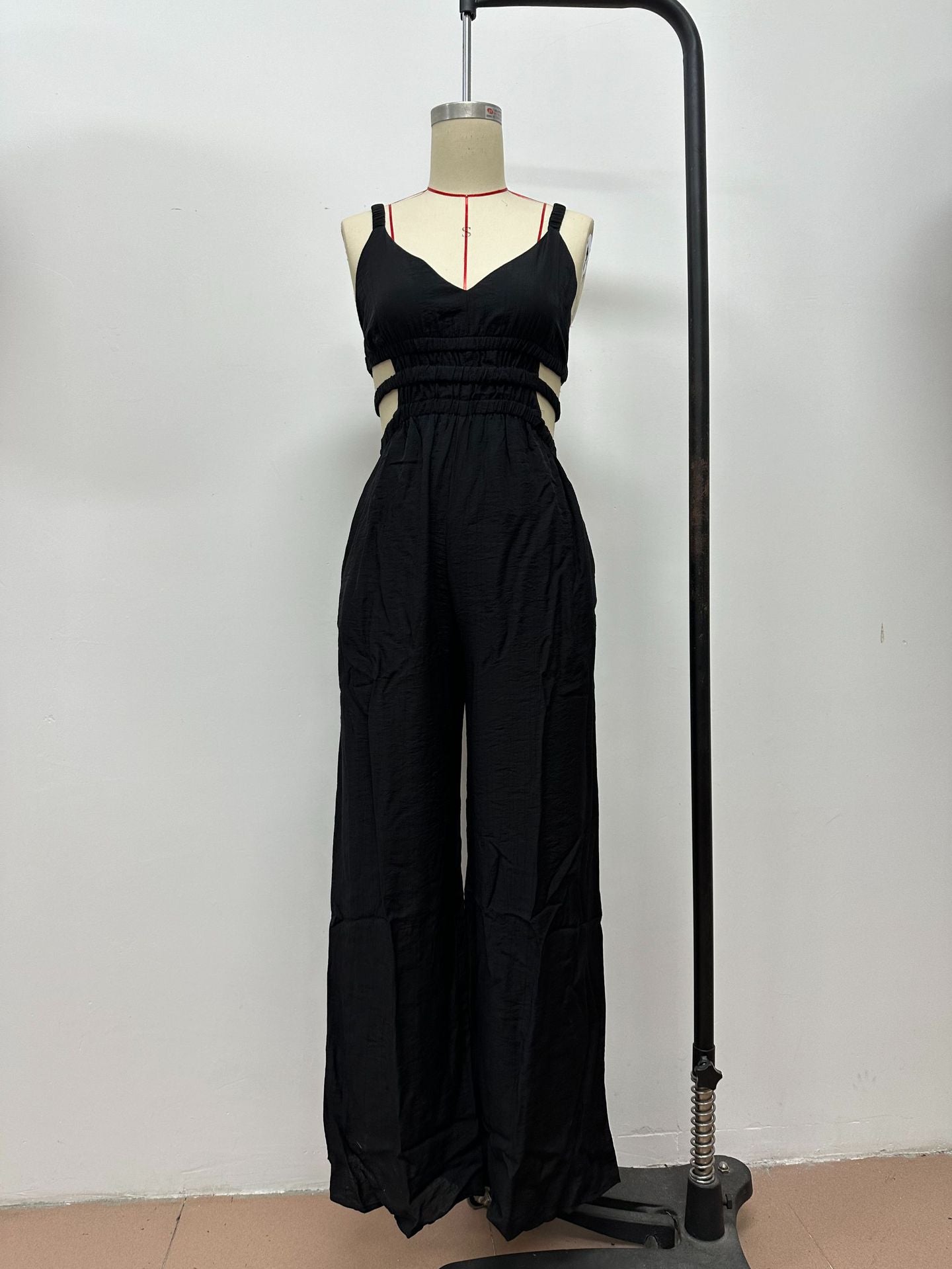 Pure Color Women's Fashionable Strap Low Back Wide Leg Jumpsuit 5