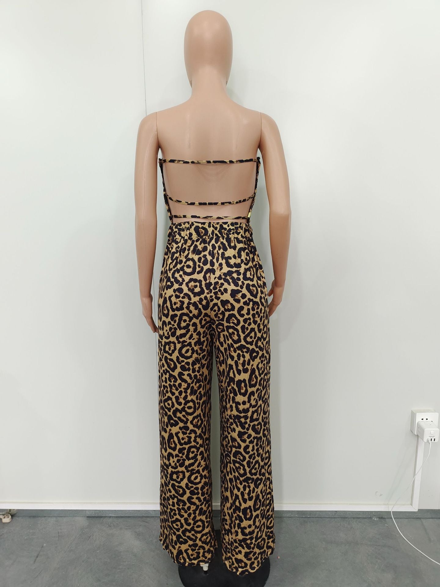 Leopard-print Patchwork wide-leg jumpsuit 11