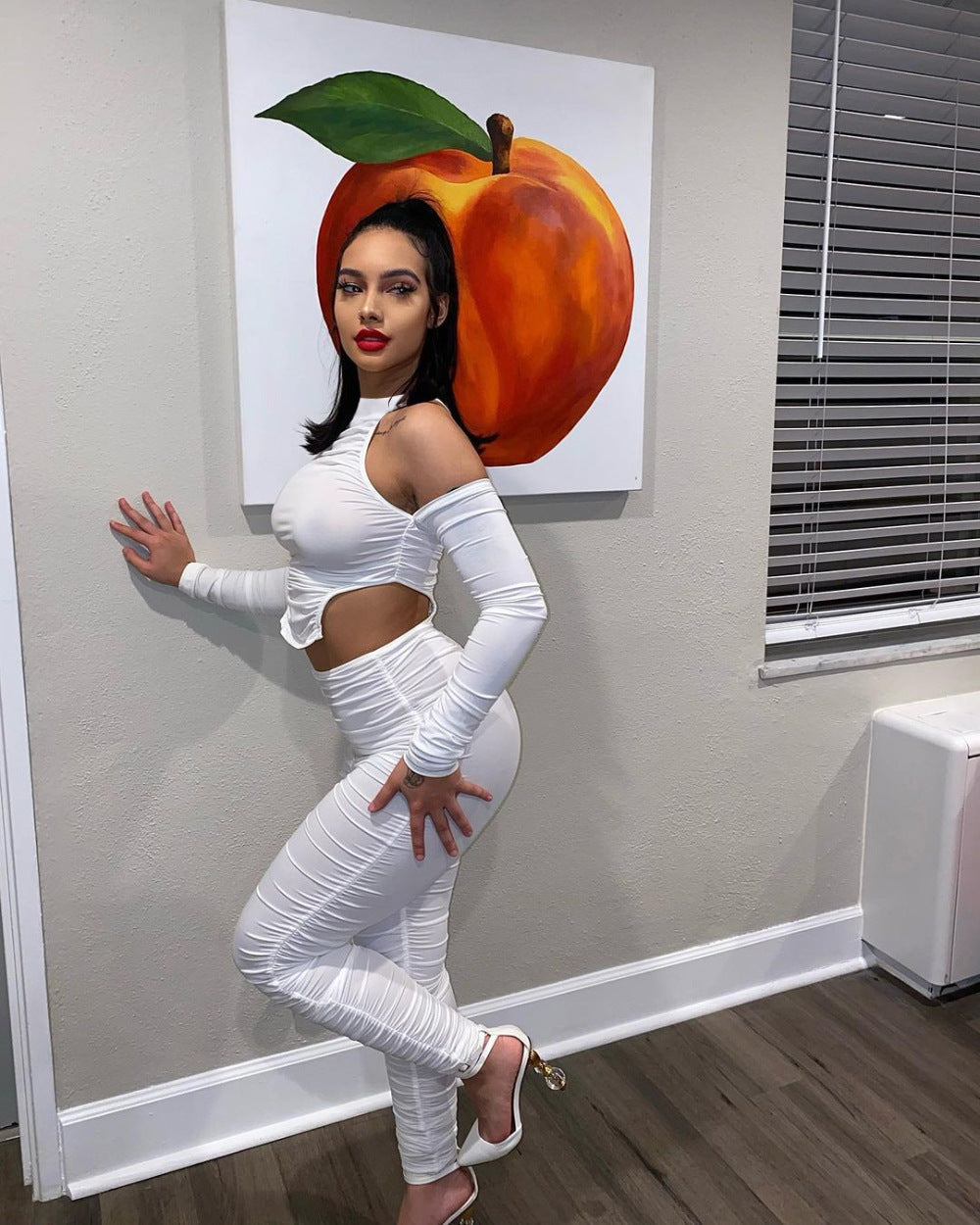 Women off-shoulder stand collar irregular pleated top and pants two-piece set