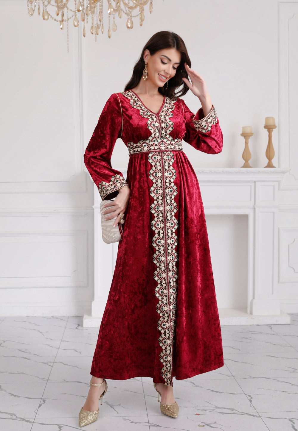Autumn/Winter Muslim Women's V-Neck Long Sleeve Embroidery Velvet Dress