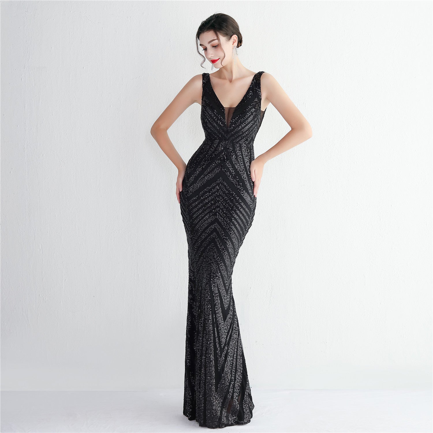 Plus Size Beauty Elegant Sequins Sleeveless V-neck Mermaid Formal Party Evening Dress 9