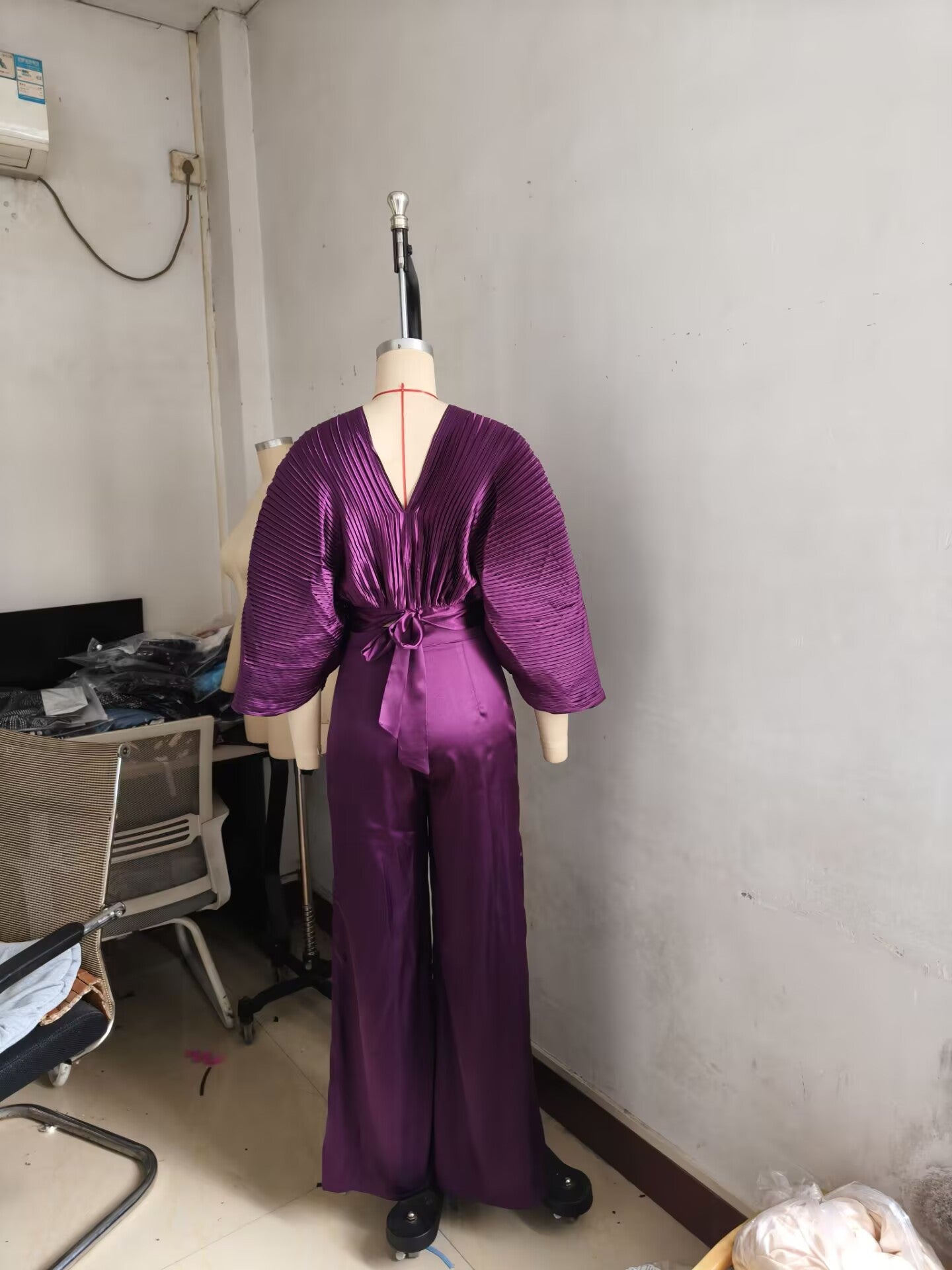 Women Pleated V-Neck Bat Sleeves Shirt and Pants Two Piece Set 8