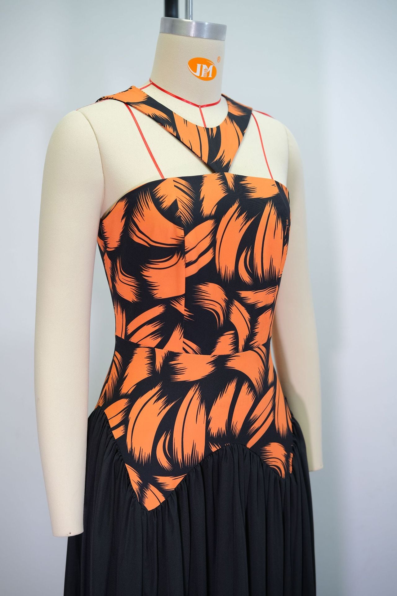 Women summer v-neck sleeveless printed pleated dress 10