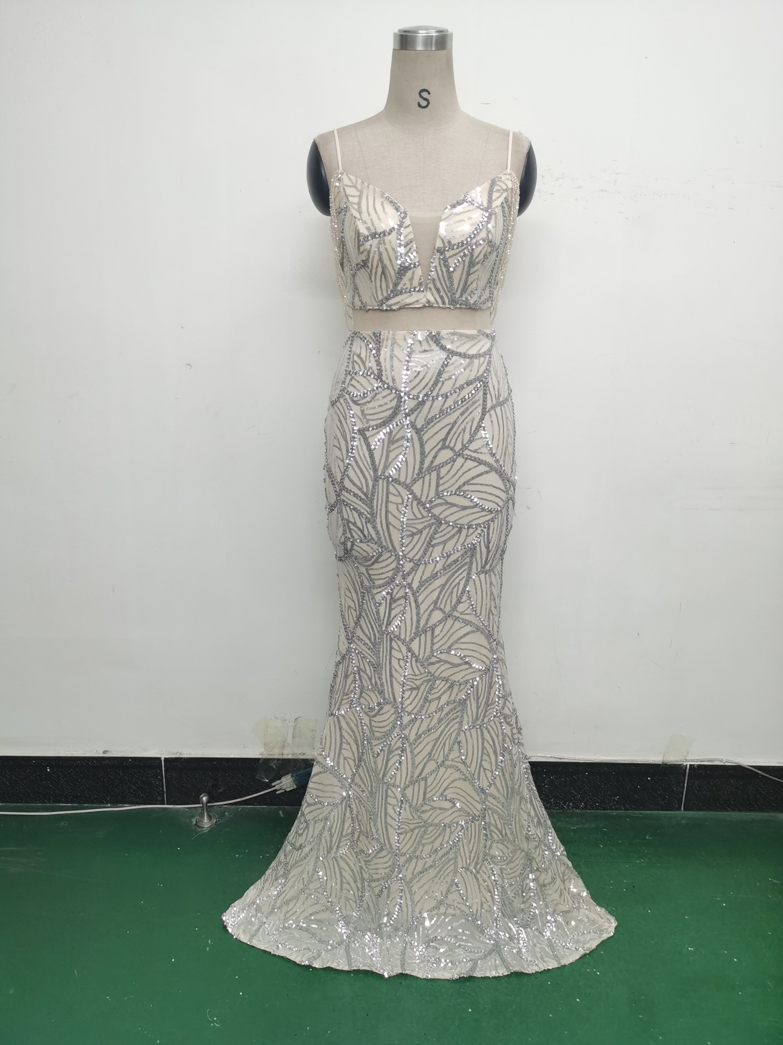 Women beaded cross Lace-Up hollow Patchwork Formal Party evening dress 30