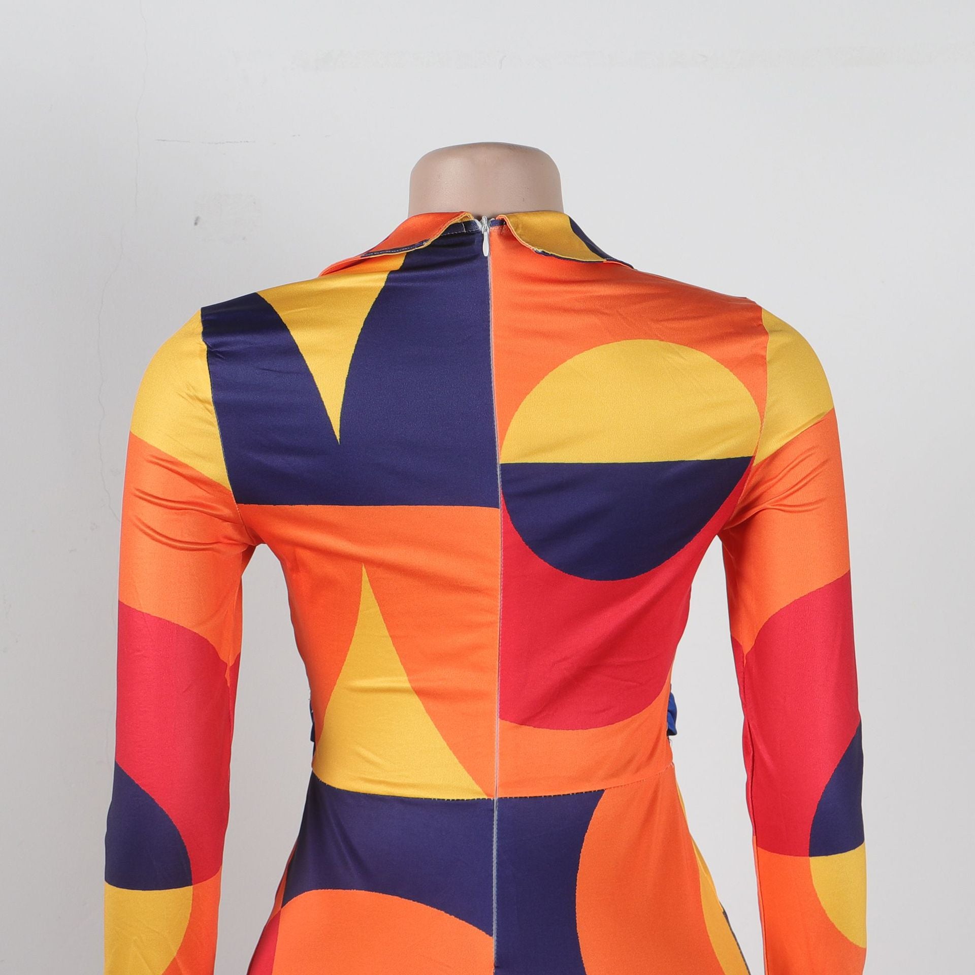 Sexy Slim Deep V Printed Wide Leg Turndown Collar Slim Waist Long Sleeve Jumpsuit 18