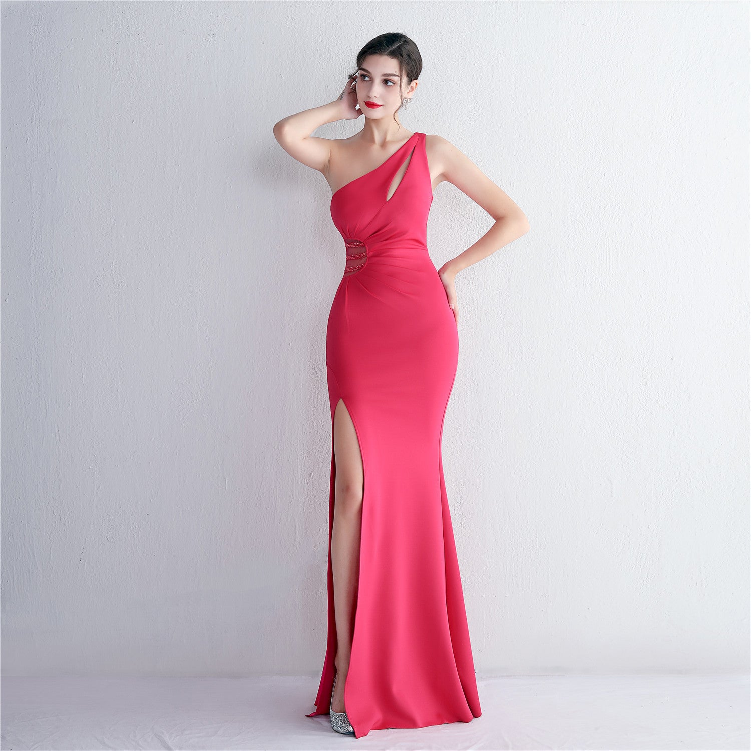 Press-folded beading one-shoulder slim-fit fishtail wedding dress 17