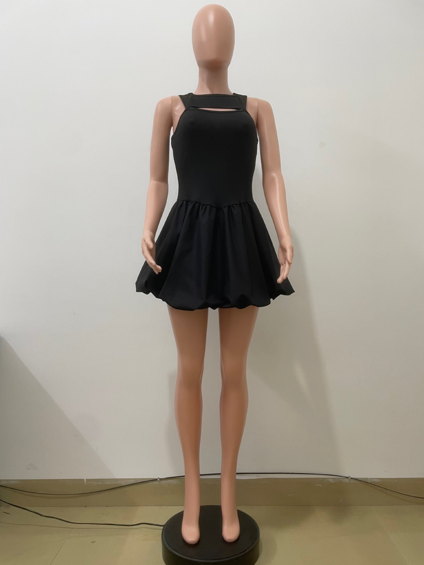 Summer  Hollow Sleeveless Mini Bubble Dress 9