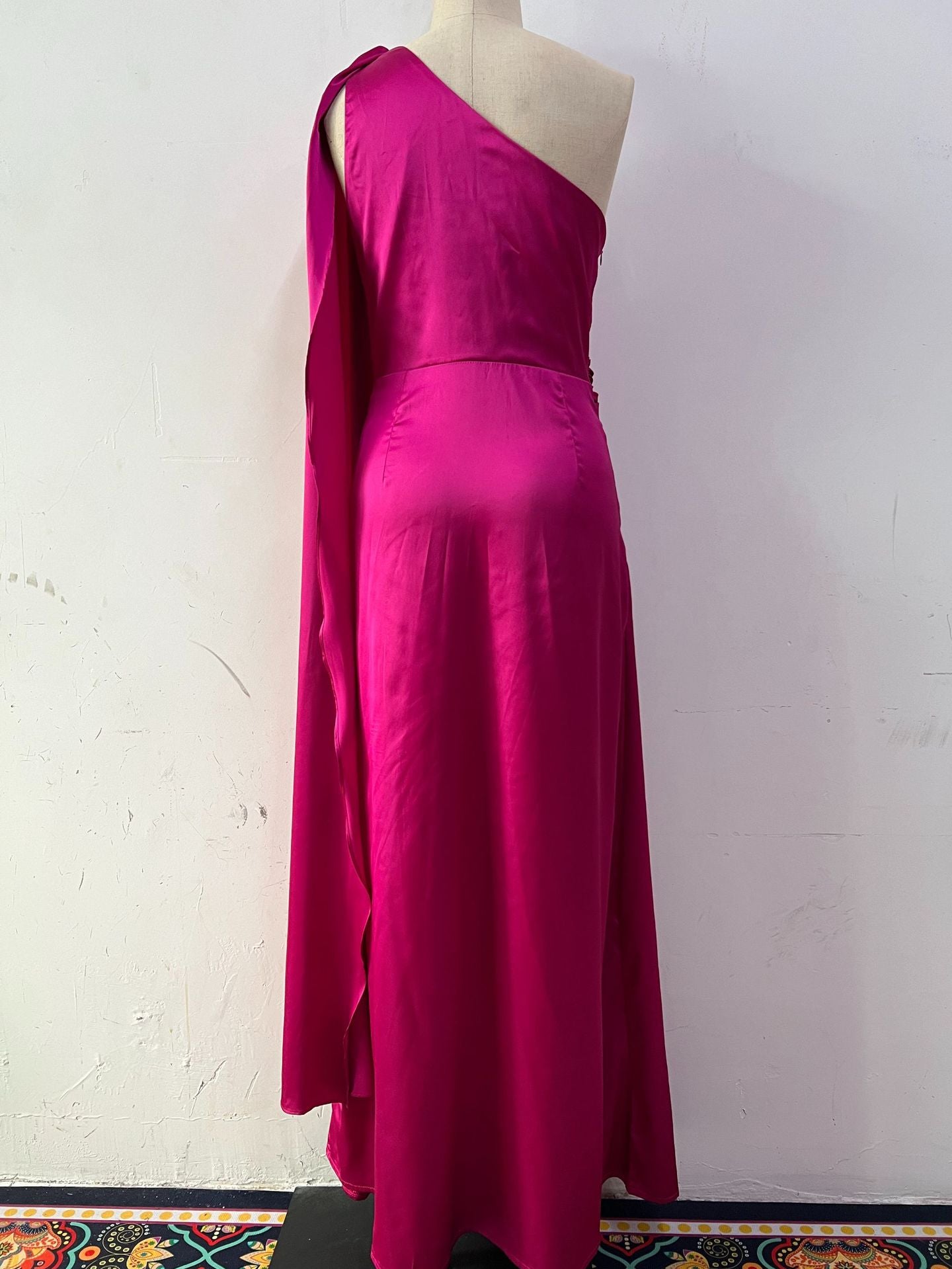 Sexy Women's One-Shoulder Gathered Slit Satin Dress