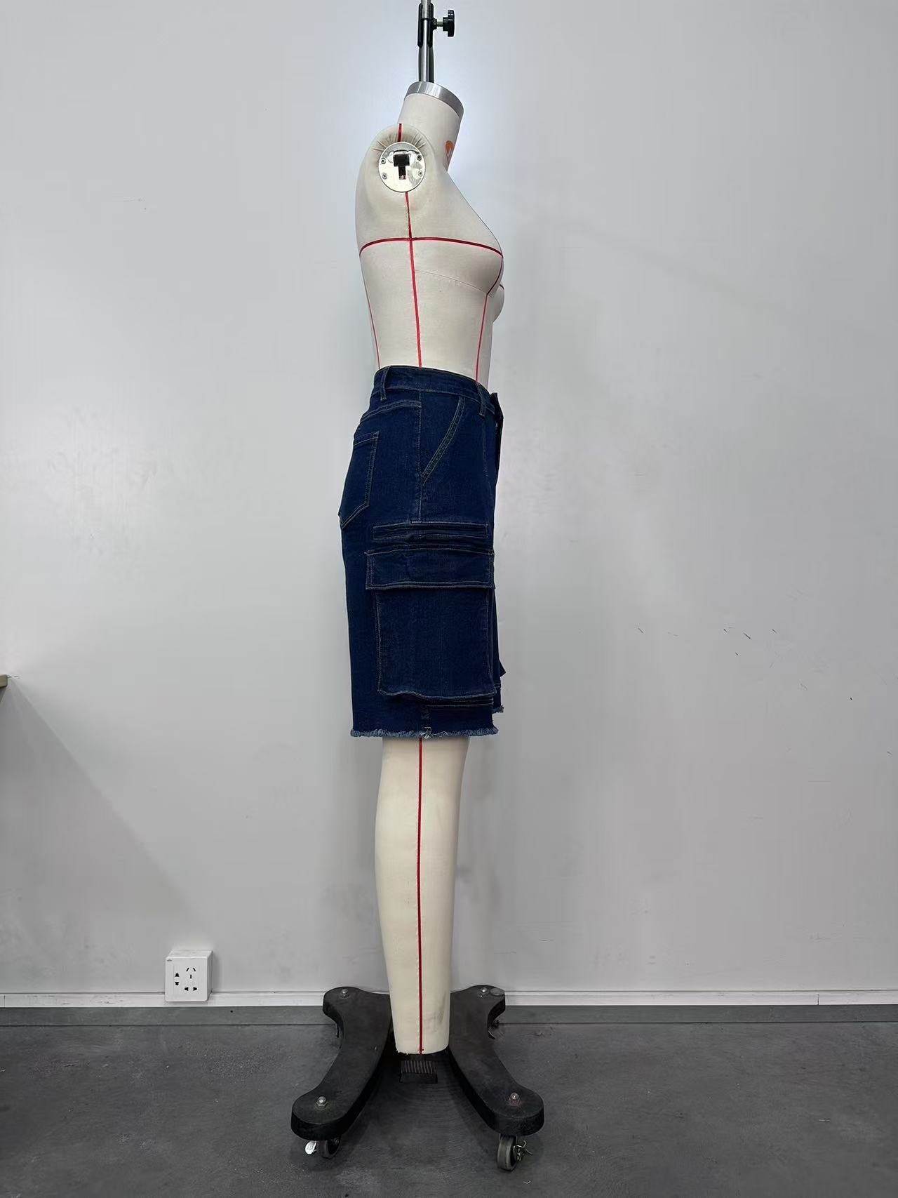 Women Ripped Cargo Denim Pants 21