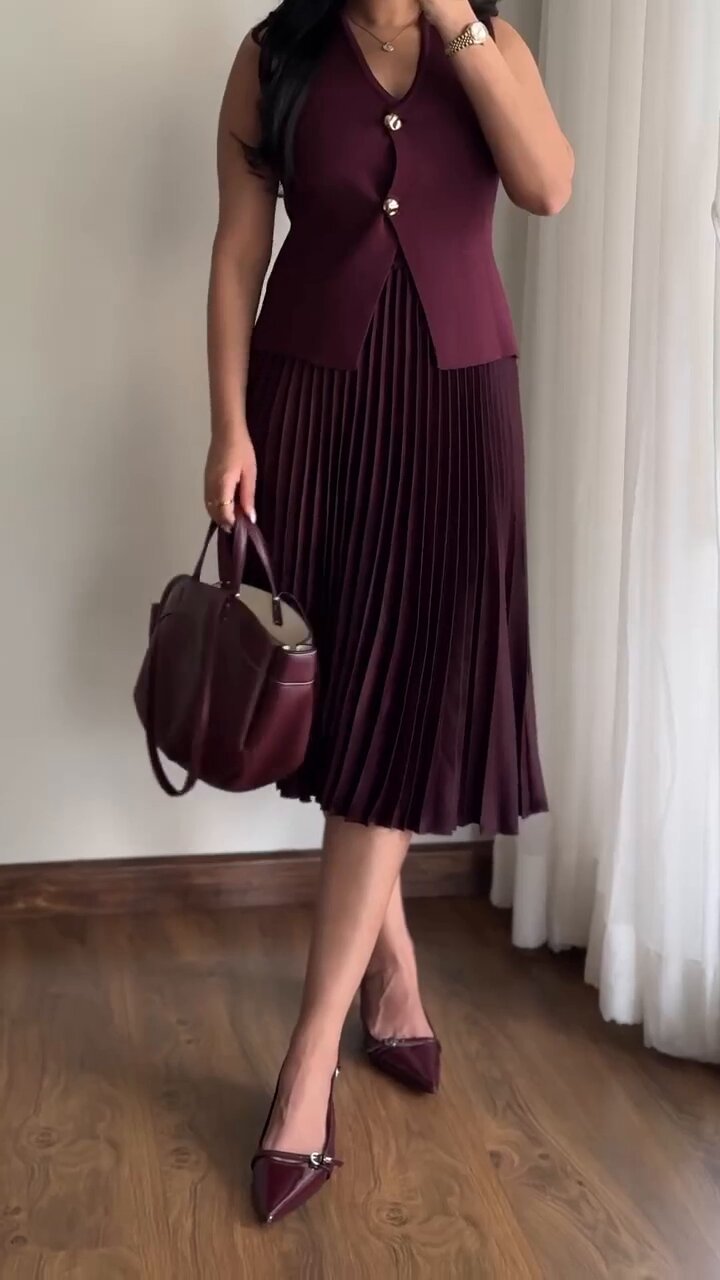 Women Vest Pleated Skirt Two Piece Set