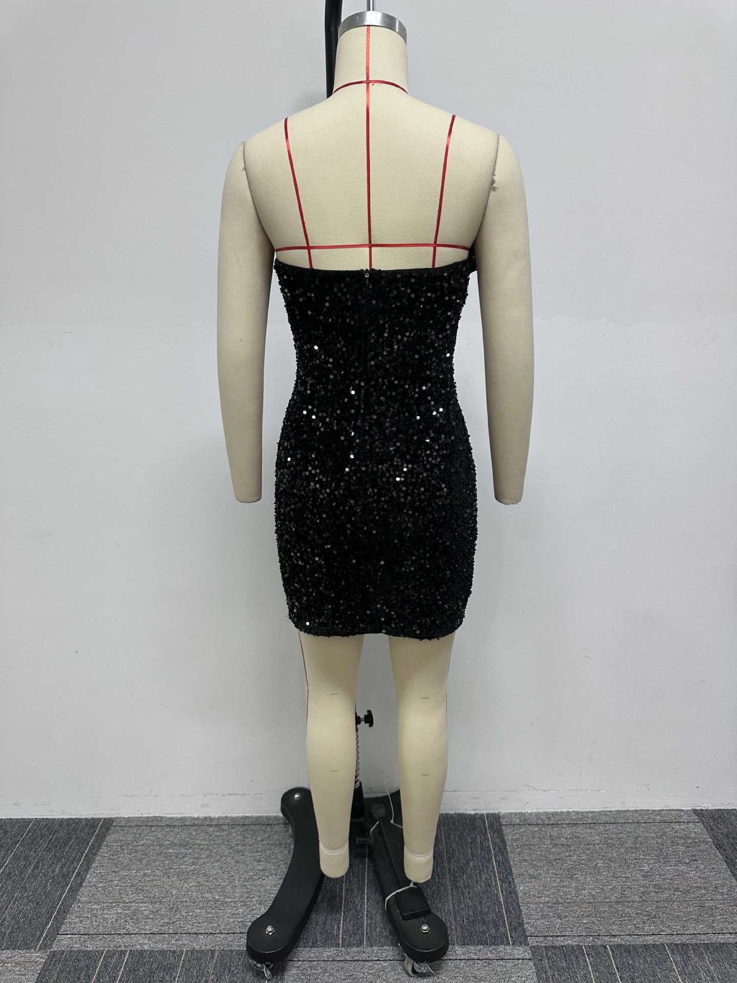 Sexy Feather Sequin Strapless Tight Fitting Slim Bodycon Dress 11