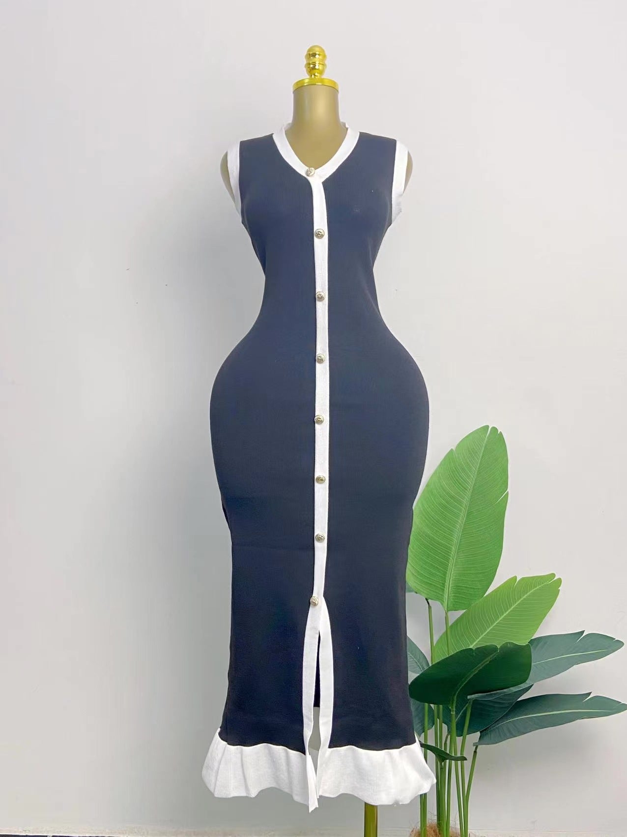 Women V-neck sleeveless contrasting sexy summer dress 4