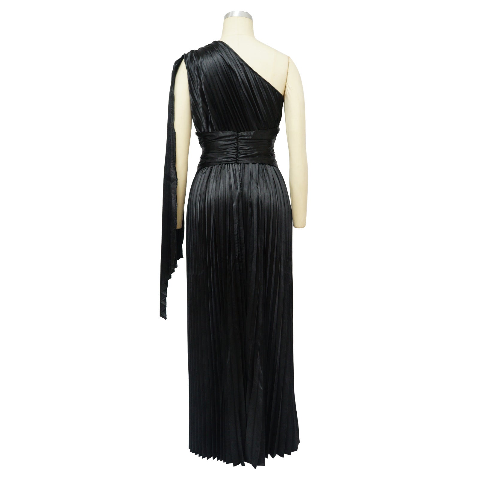 Fashion Women's One Shoulder Pleated Slash Shoulder Slim Waist Dress 11