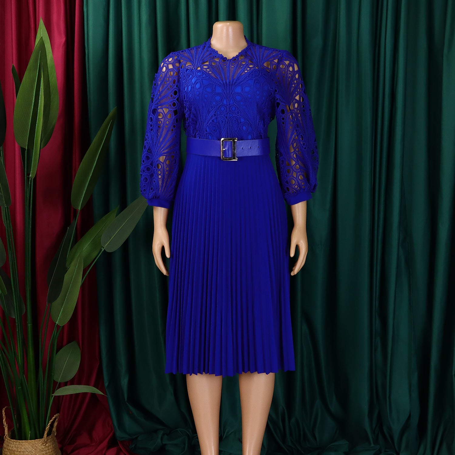 Women Solid lace hook flower hollow pleated dress 14