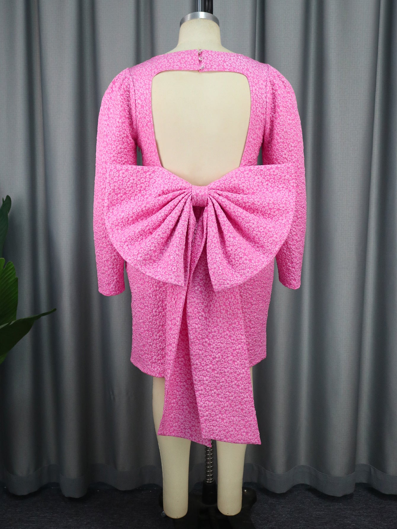 Women Elegant Long Sleeve Backless Dress 10