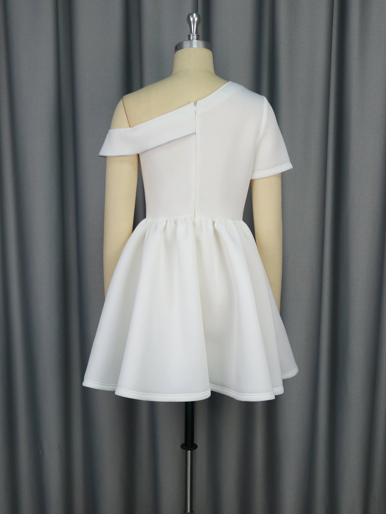 Solid Color A-Line One-Shoulder Wedding Dress 7