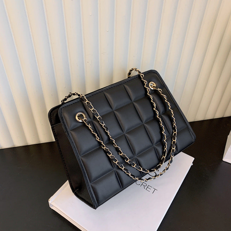 Women Retro Chain Solid Shoulder Bag 11