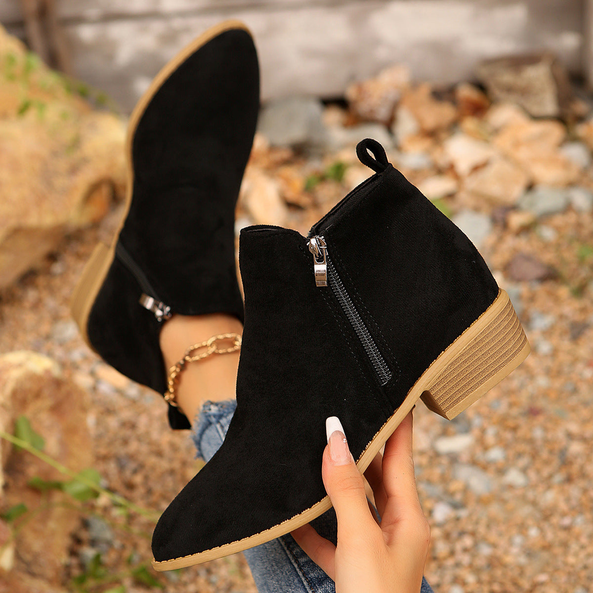 Women's Winter Plus Size Suede Pointed Side Zip Mid Heel Chelsea Boots 6