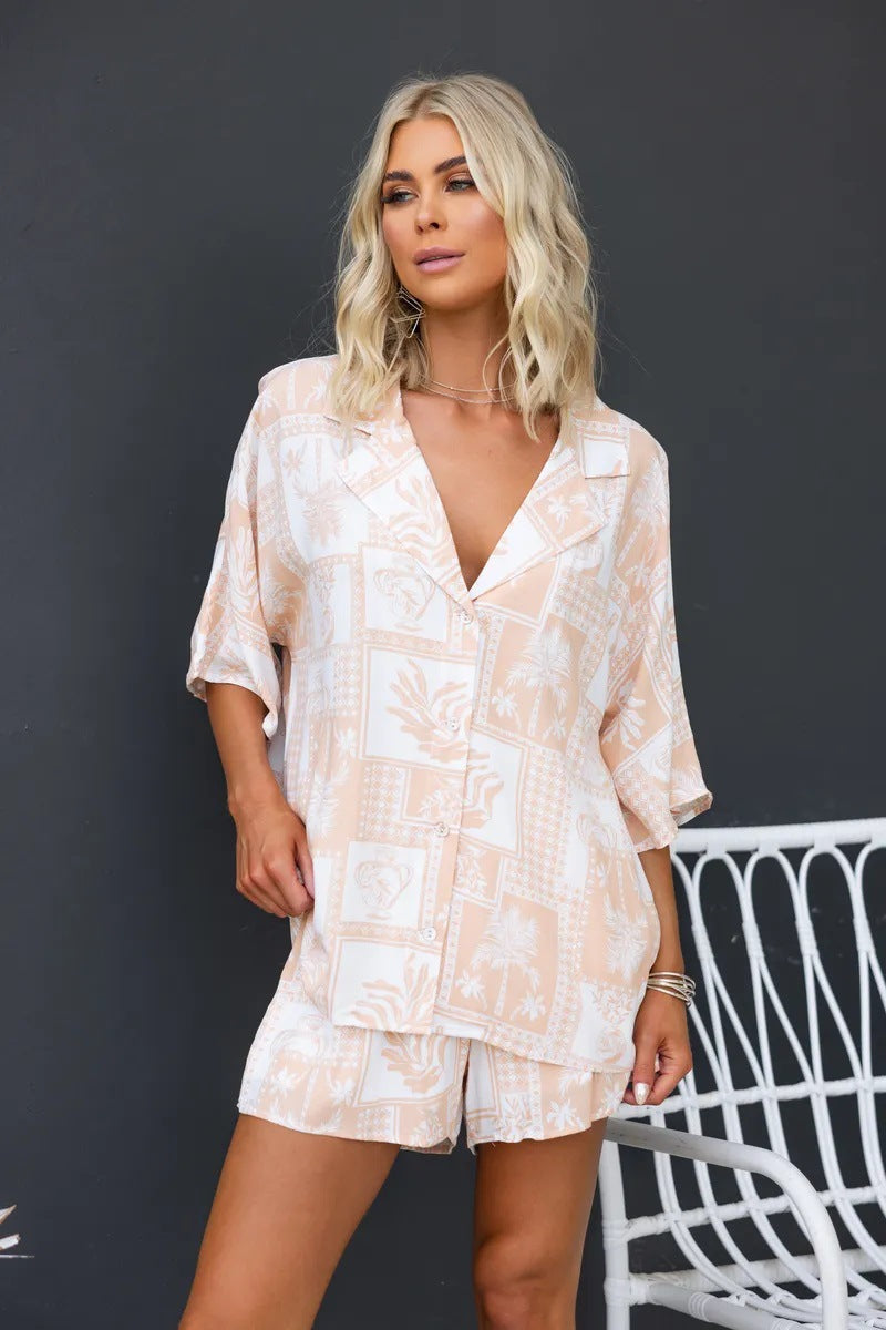 Women Turndown Collar Shirt and Shorts Casual Two-piece Set 4