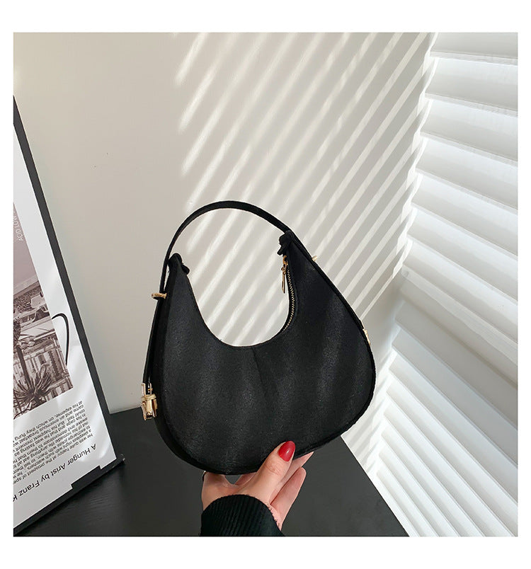 Baguette bag women's spring fashion retro felt creasing crocodile pattern underarm bag women's shoulder bag 24